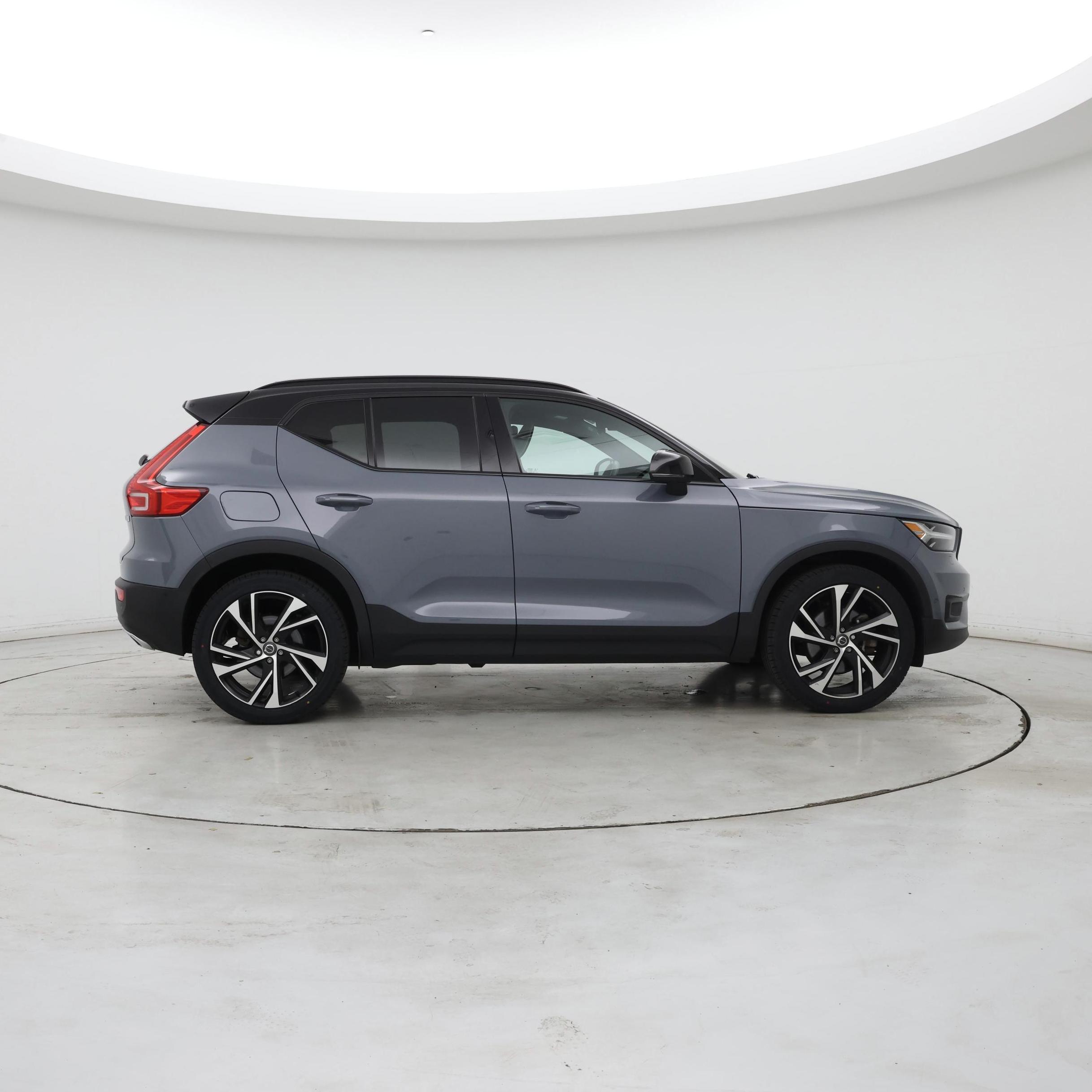Thumbnail: 2020 Volvo XC40 - 7