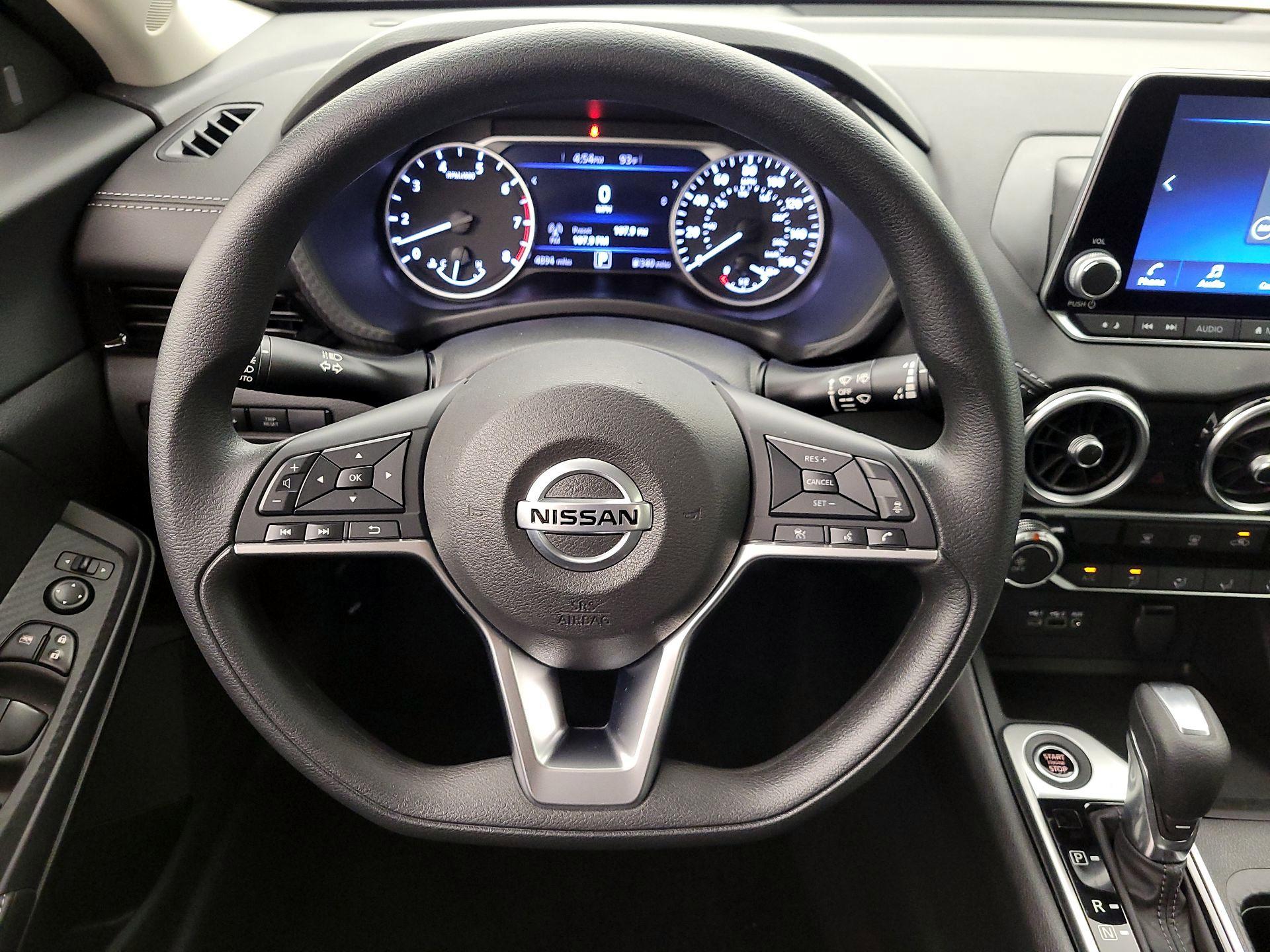 Thumbnail: 2023 Nissan Sentra - 10