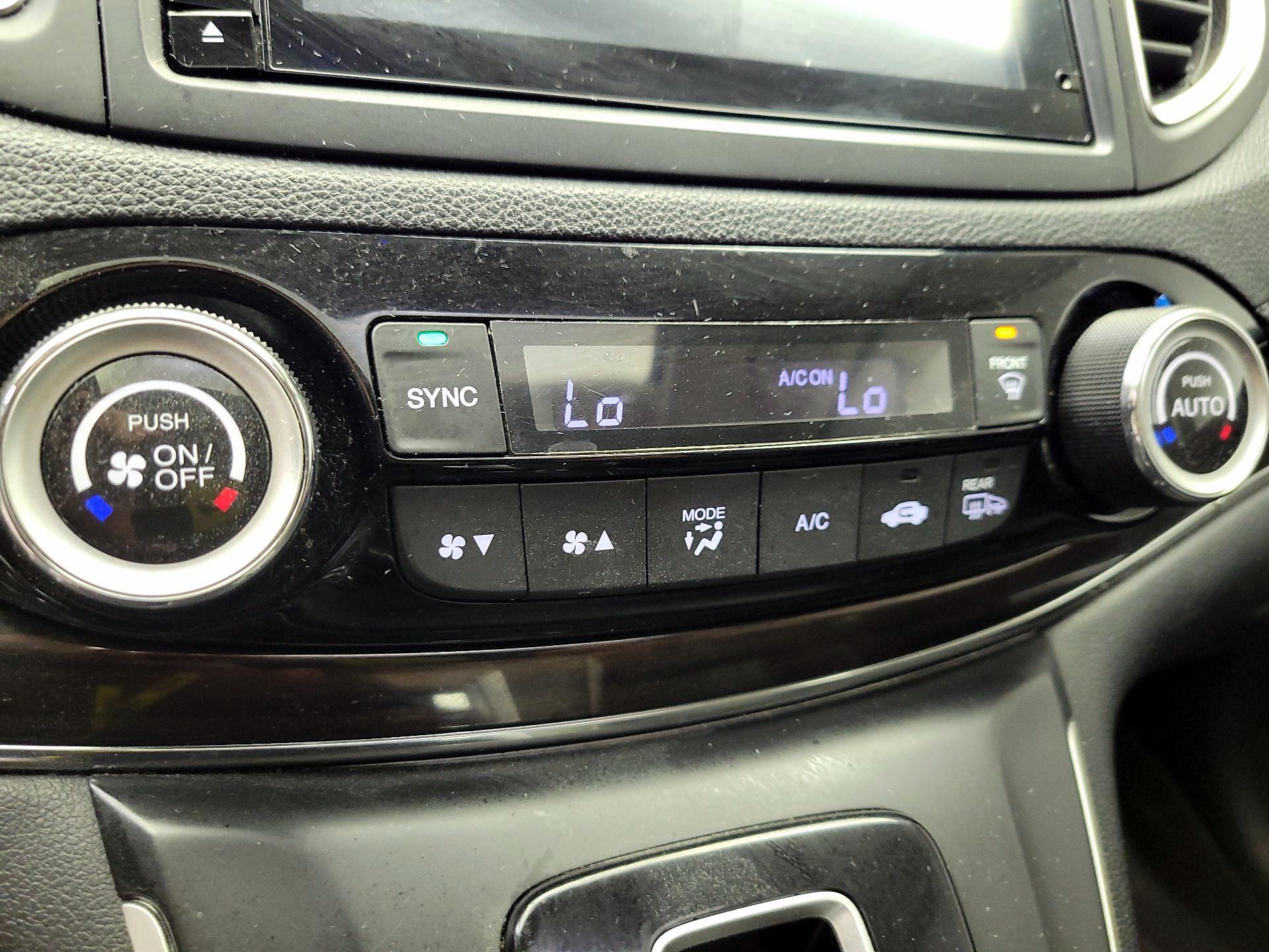 Thumbnail: 2015 Honda CR-V - 16