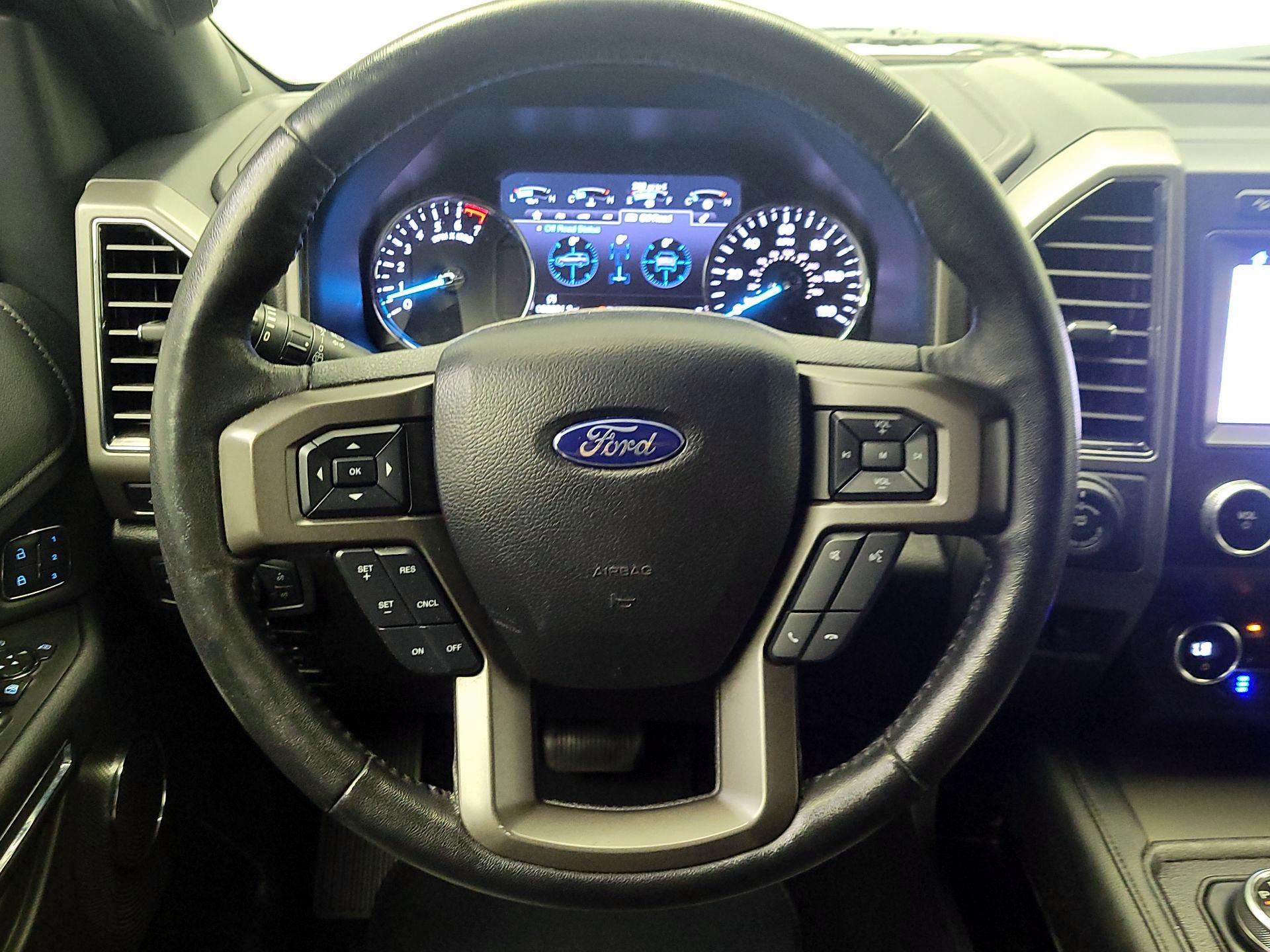 Thumbnail: 2019 Ford Expedition - 10