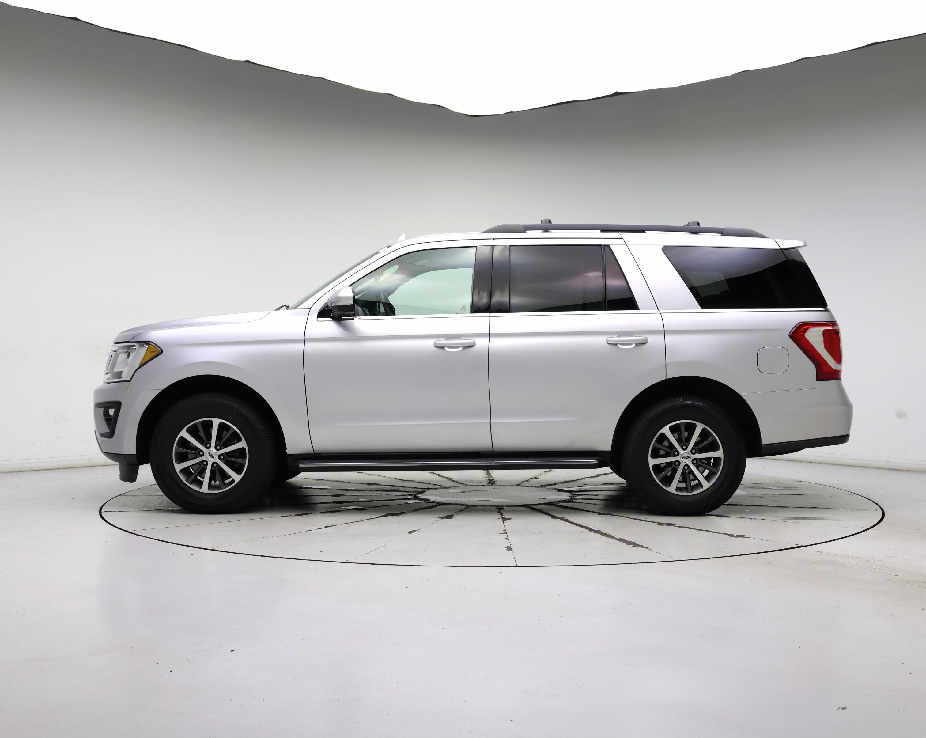 Thumbnail: 2019 Ford Expedition - 3