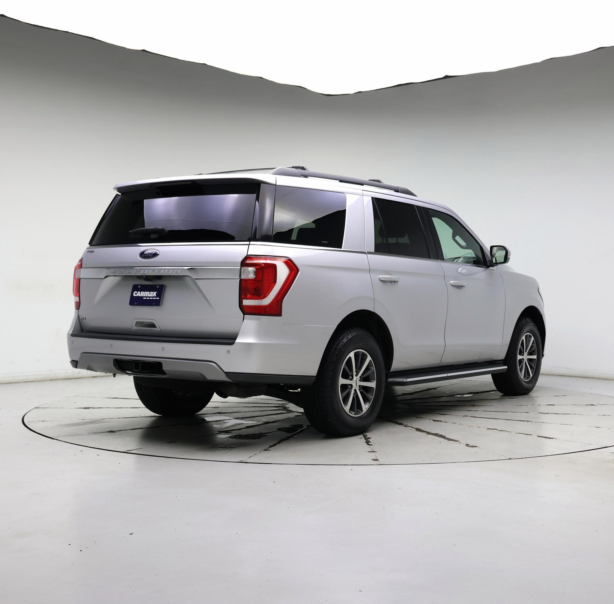 Thumbnail: 2019 Ford Expedition - 8