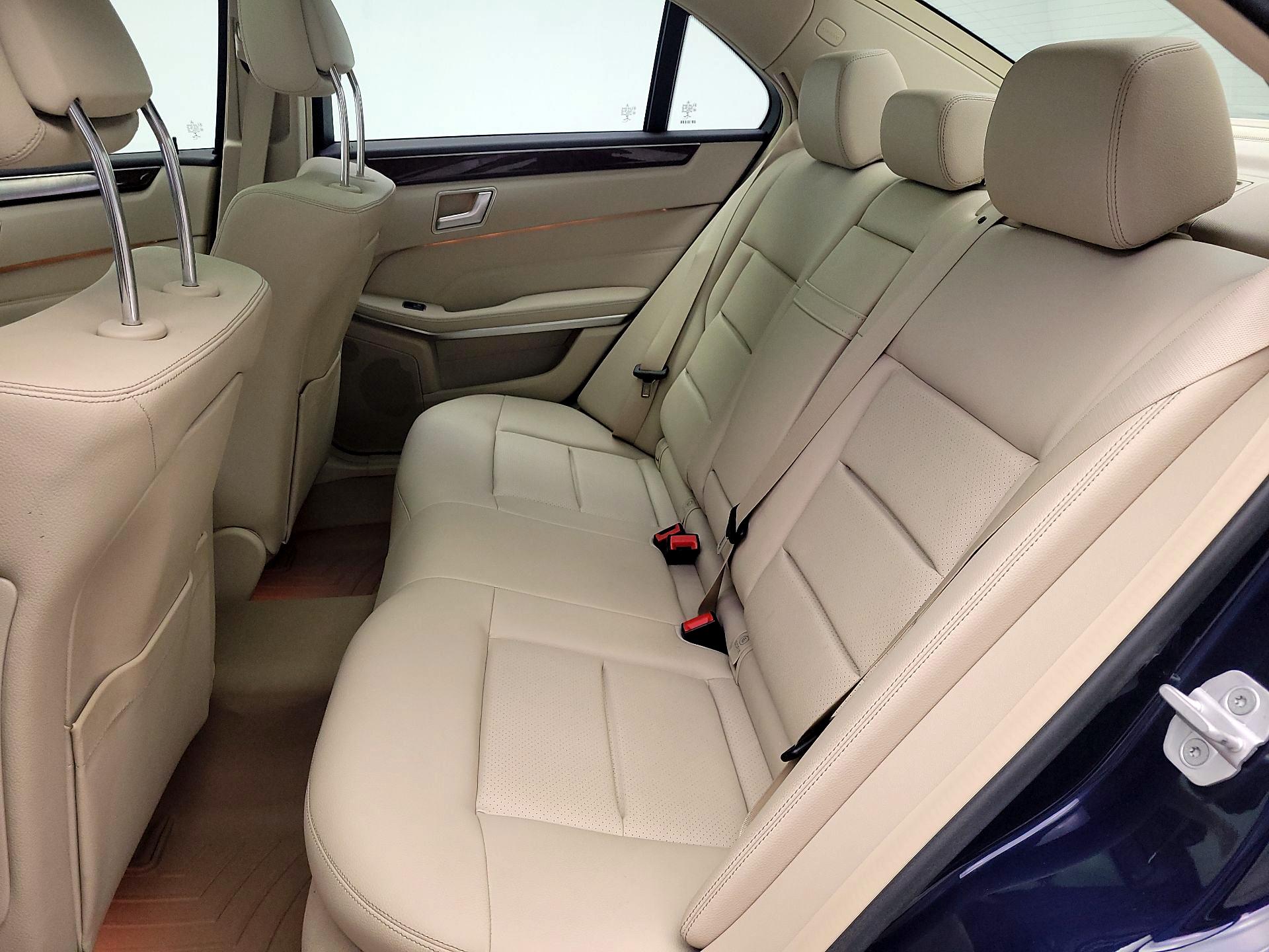 Thumbnail: 2014 Mercedes-Benz E-Class - 18