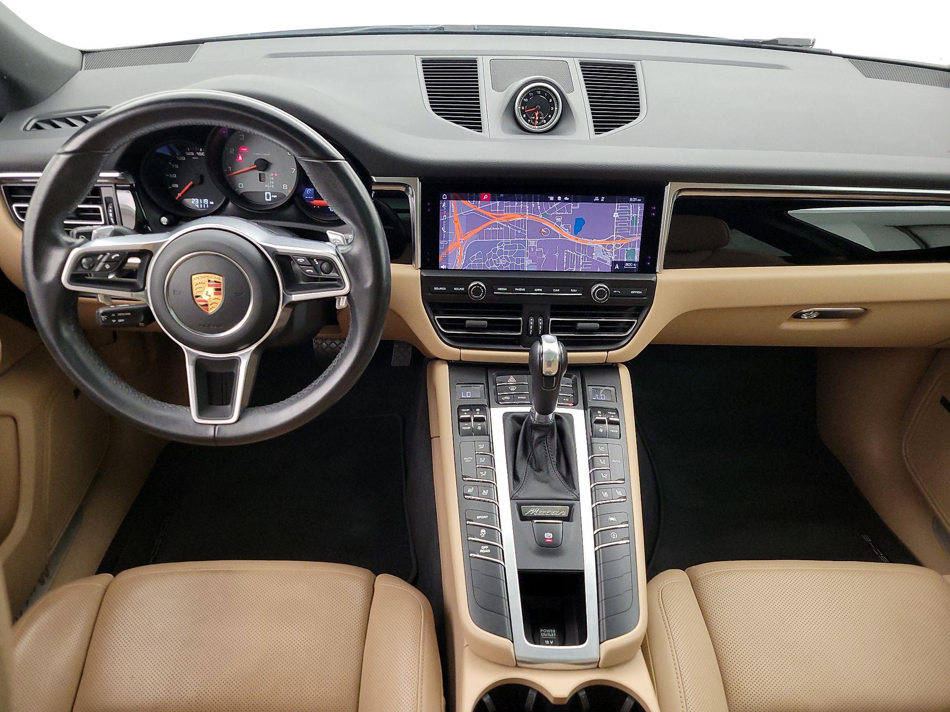 Thumbnail: 2020 Porsche Macan - 9