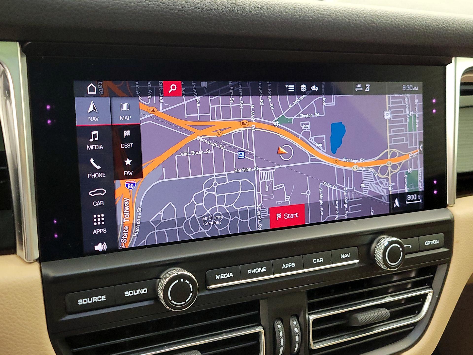 Thumbnail: 2020 Porsche Macan - 14