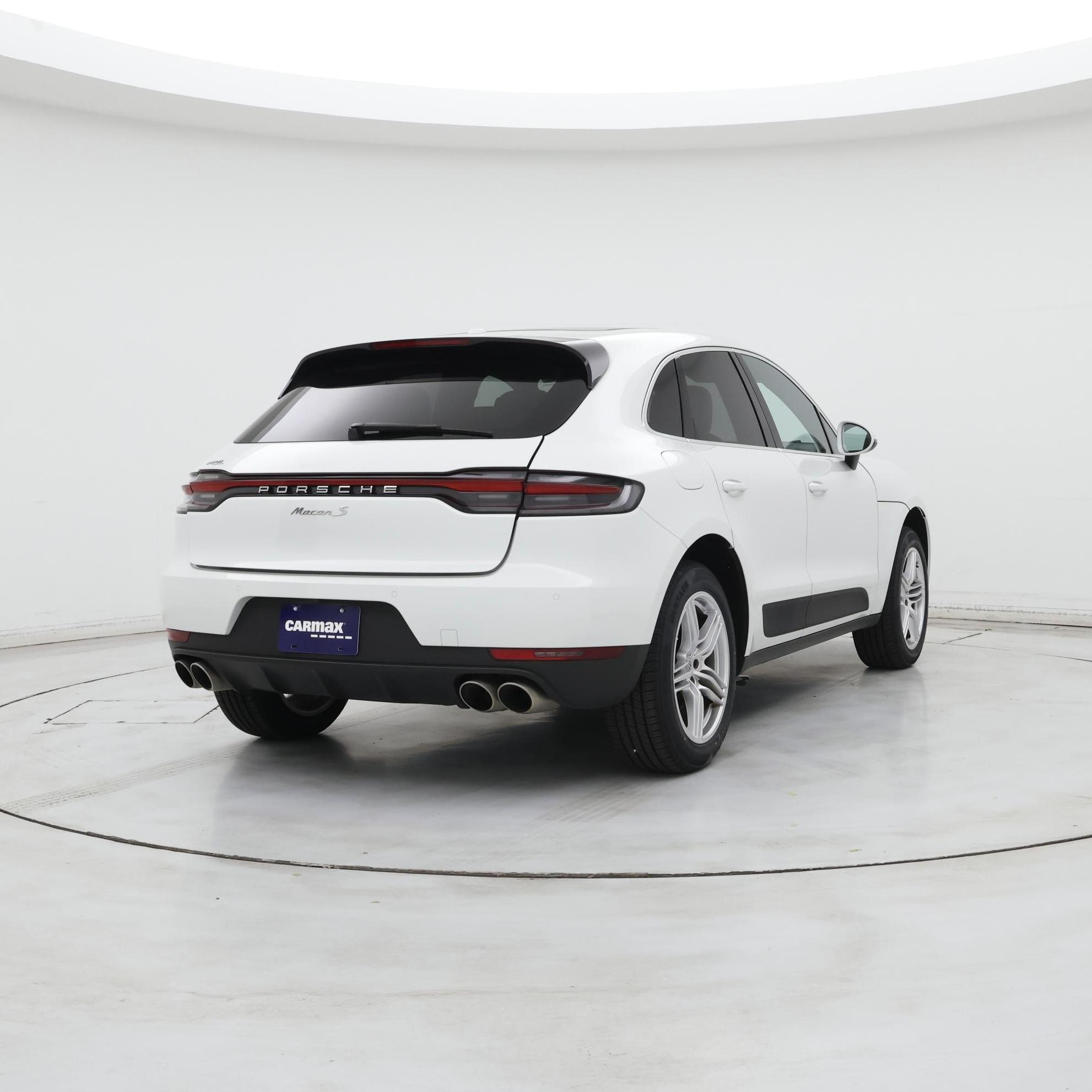 Thumbnail: 2020 Porsche Macan - 8