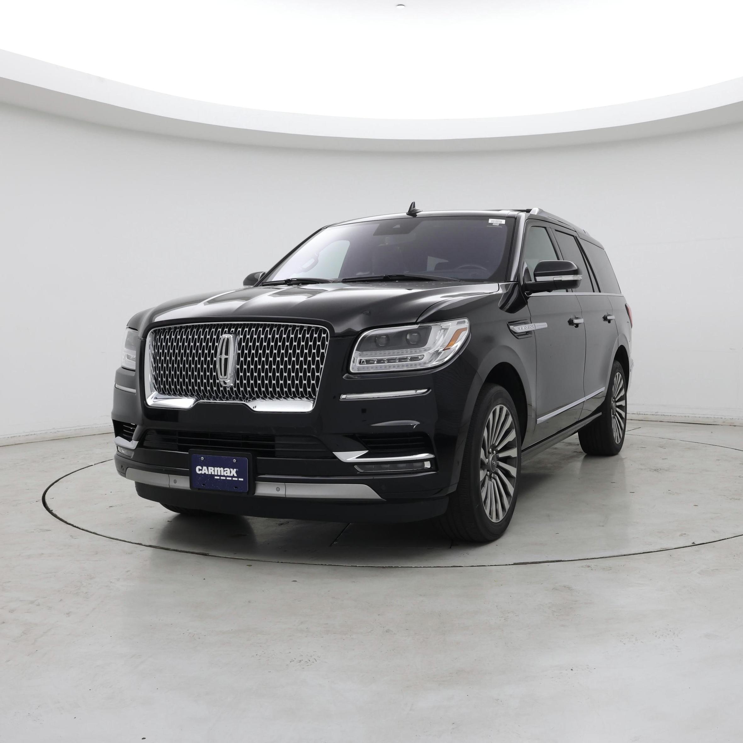 Thumbnail: 2019 Lincoln Navigator - 4
