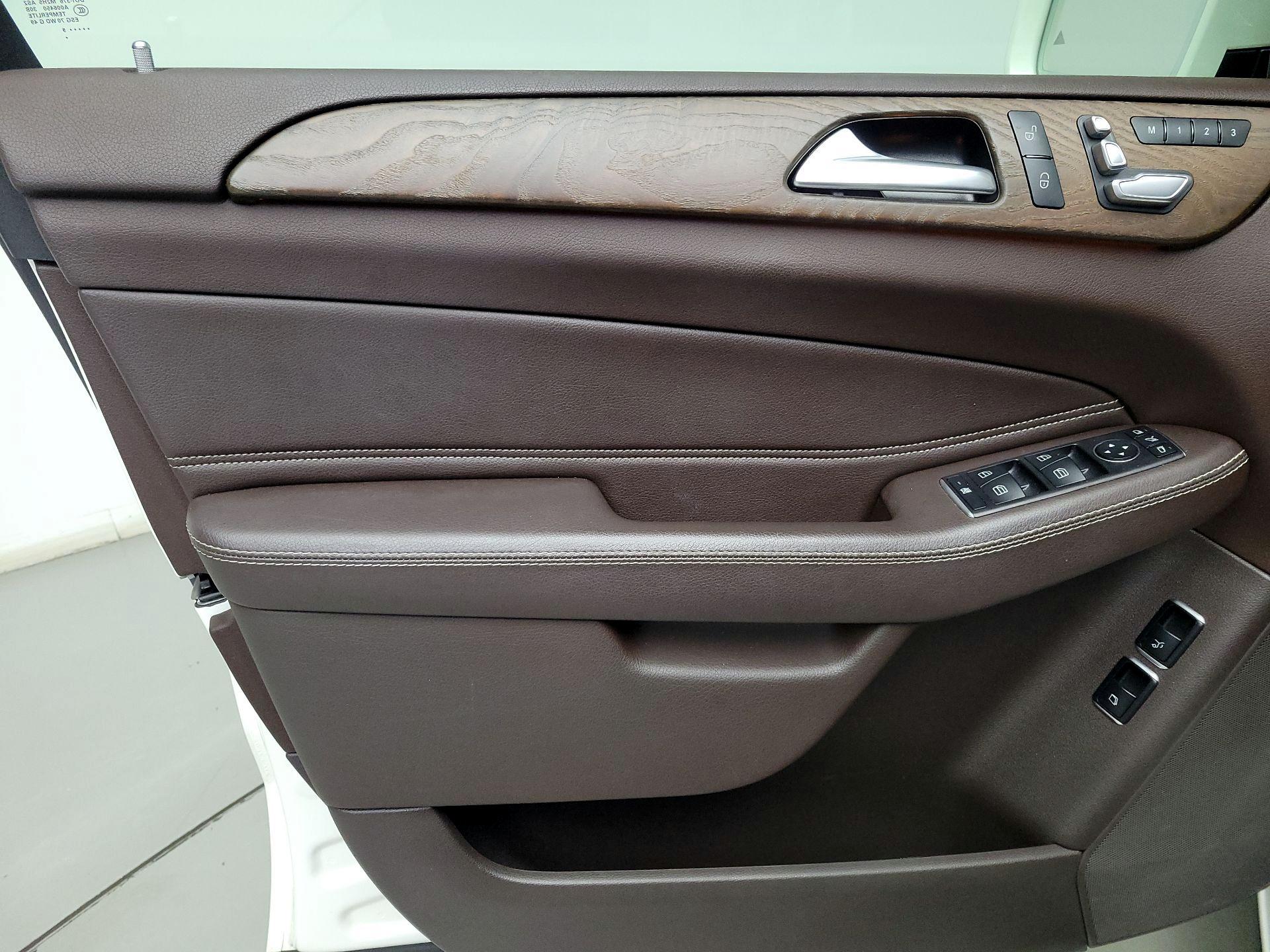 Thumbnail: 2019 Mercedes-Benz GLS - 12