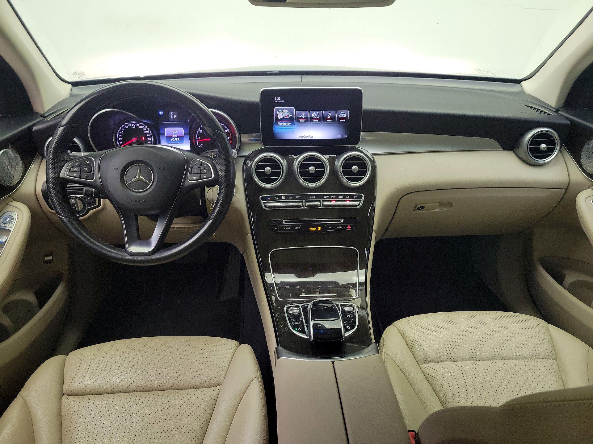 Thumbnail: 2017 Mercedes-Benz GLC - 9