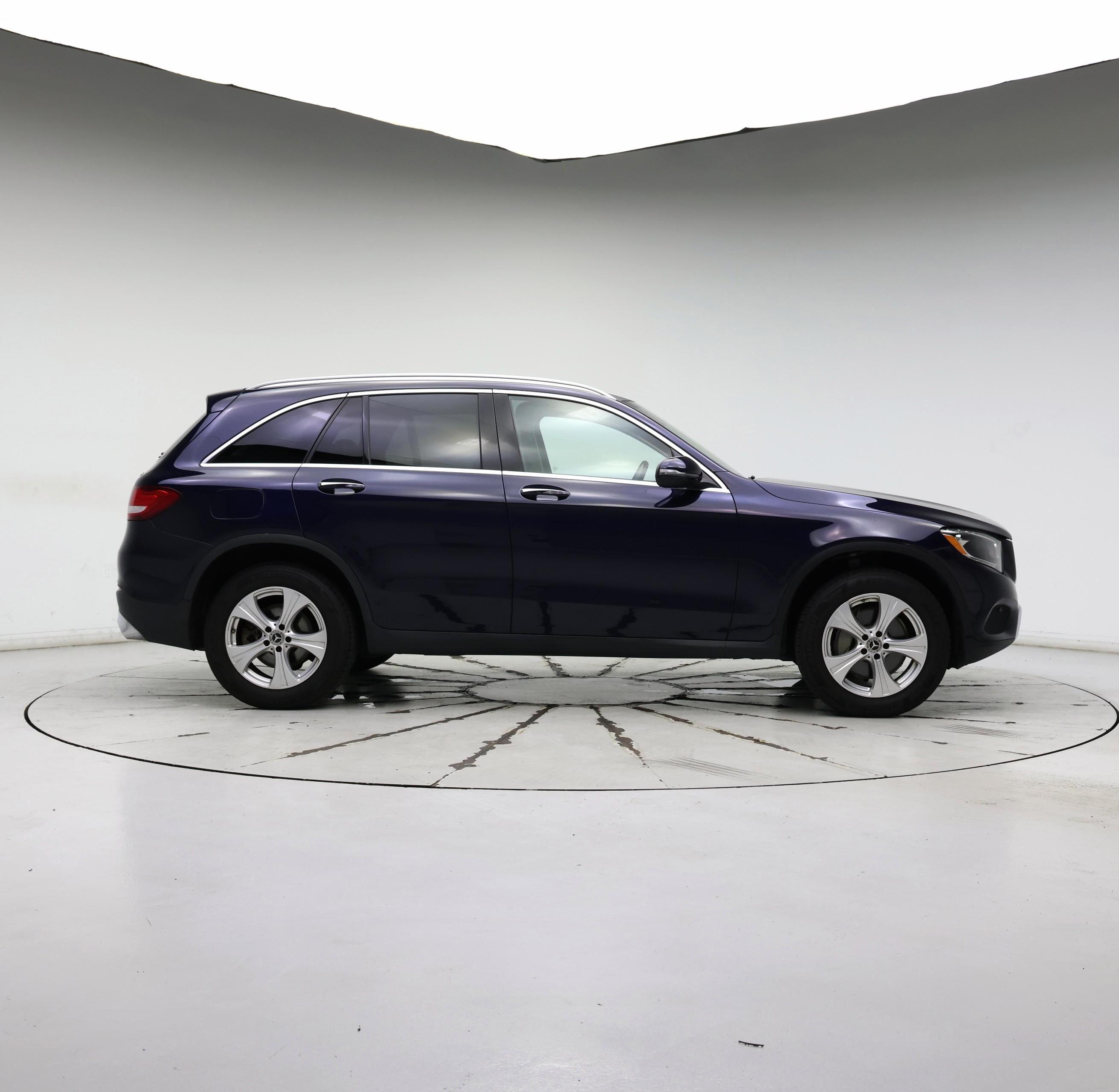 Thumbnail: 2017 Mercedes-Benz GLC - 7