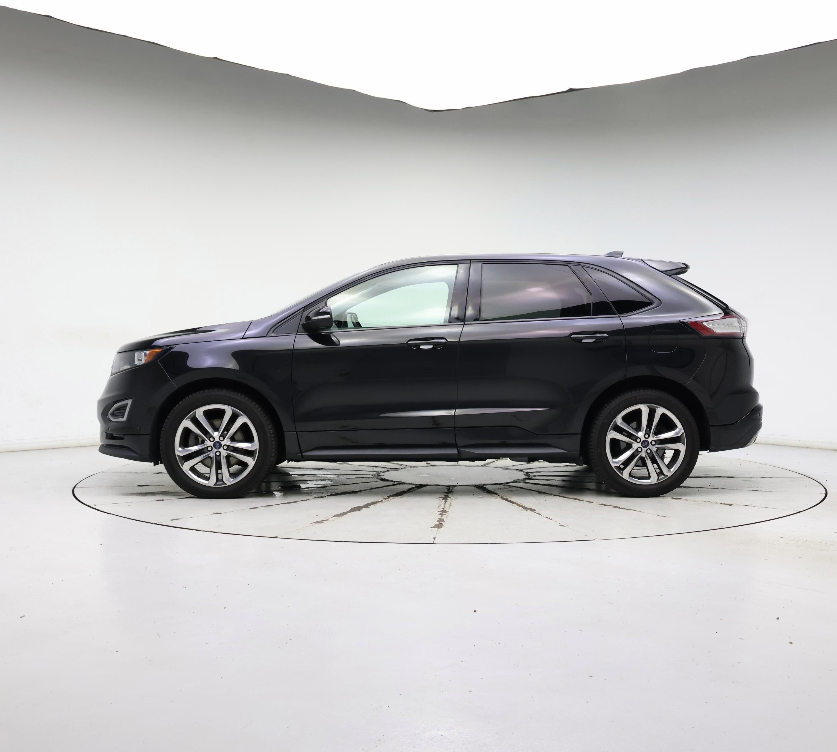Thumbnail: 2015 Ford Edge - 3