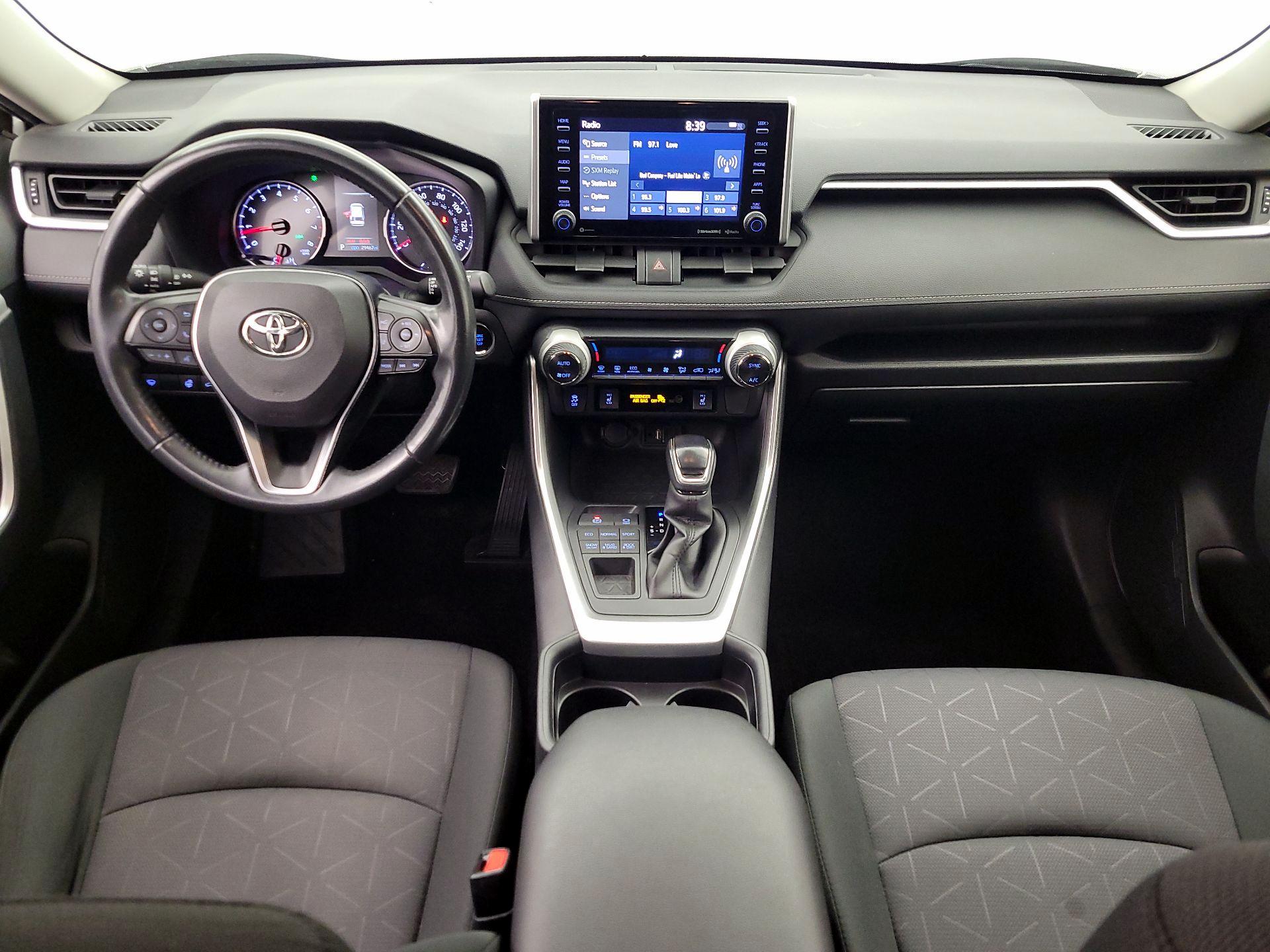 Thumbnail: 2019 Toyota RAV4 - 9
