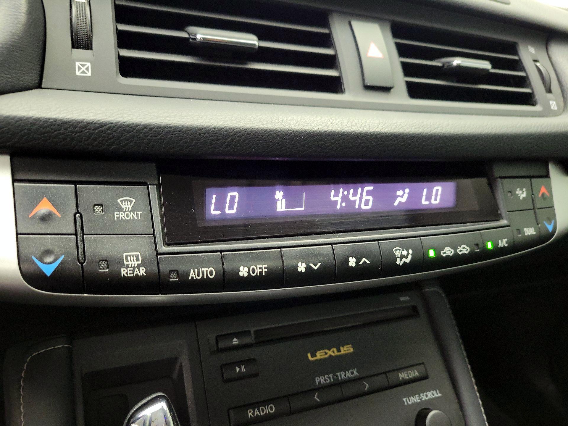 Thumbnail: 2013 Lexus CT - 15