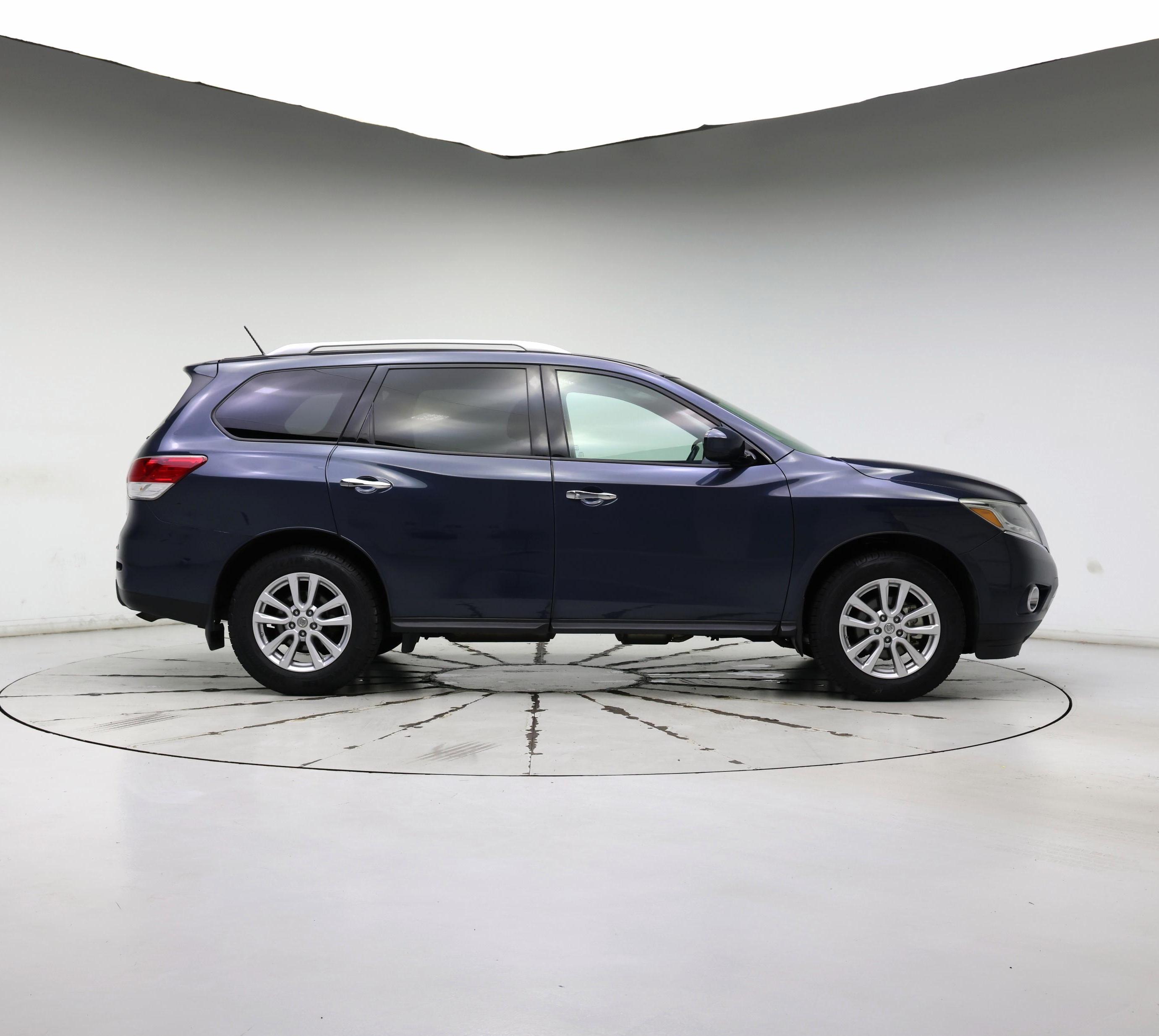 Thumbnail: 2016 Nissan Pathfinder - 7