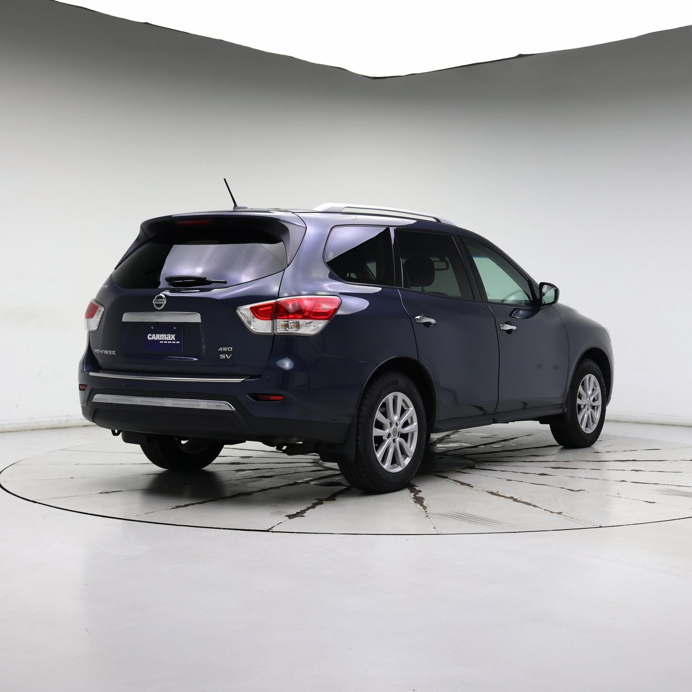 Thumbnail: 2016 Nissan Pathfinder - 8