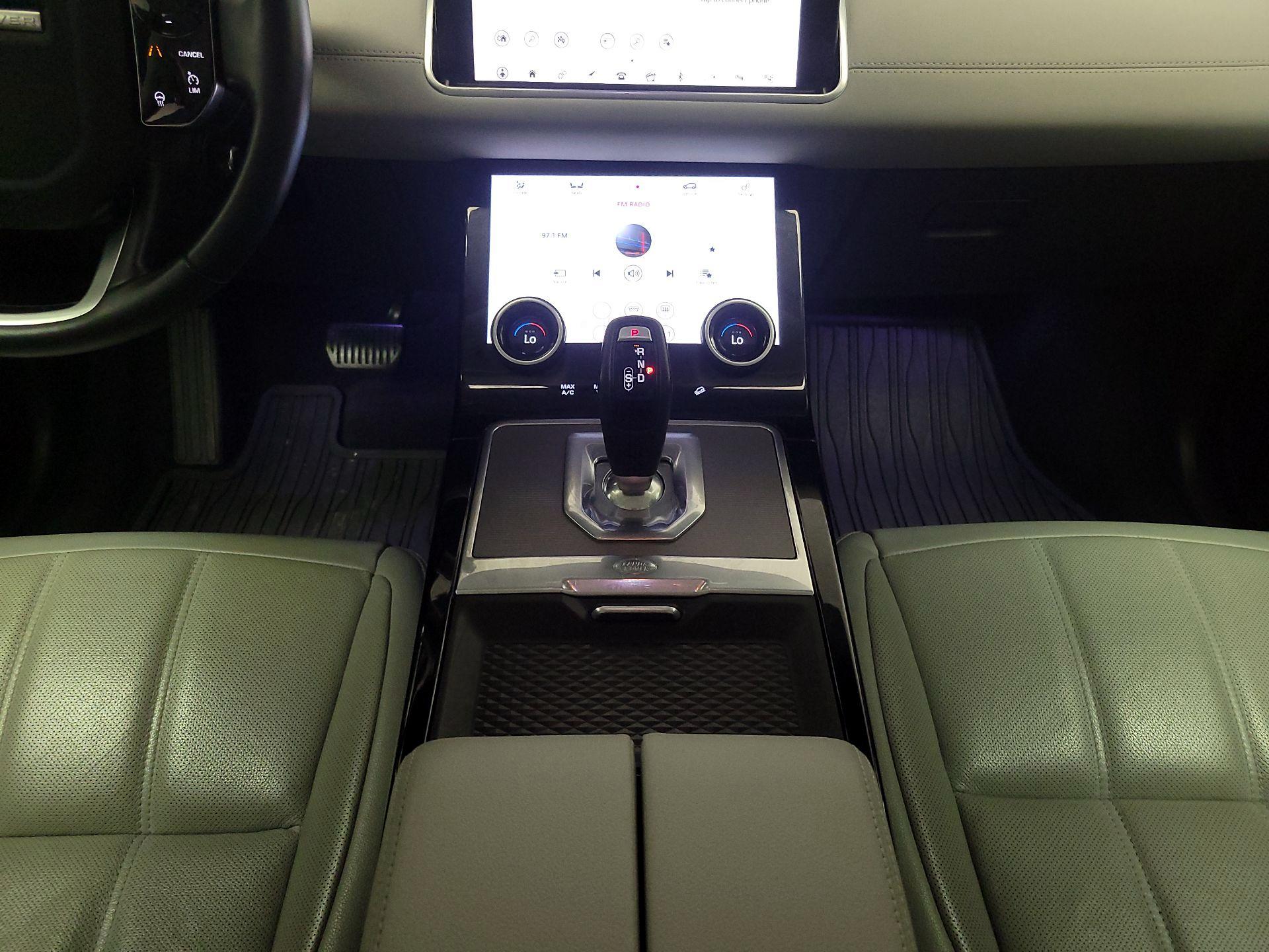 Thumbnail: 2020 Land Rover Range Rover Evoque - 18