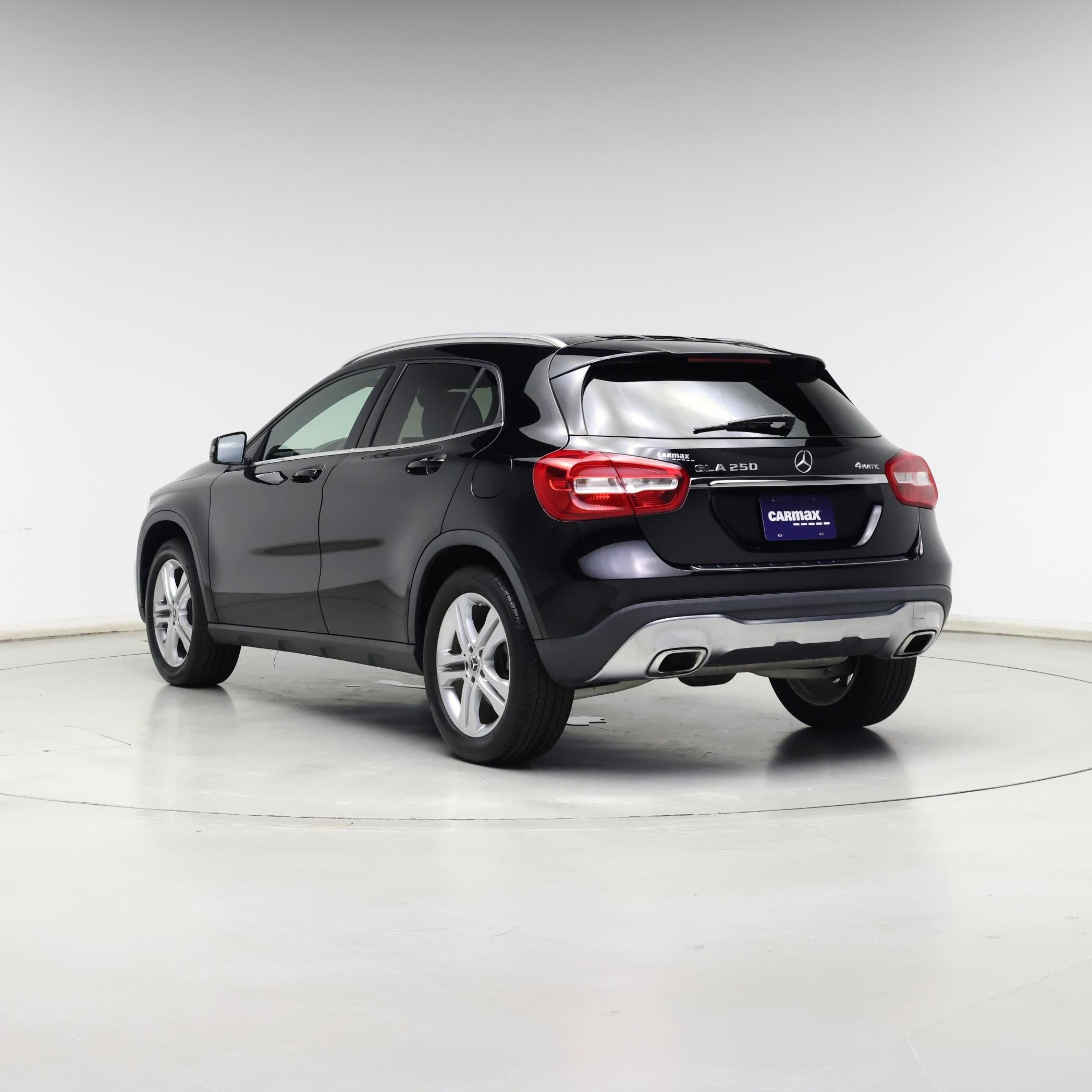 Thumbnail: 2019 Mercedes-Benz GLA - 2