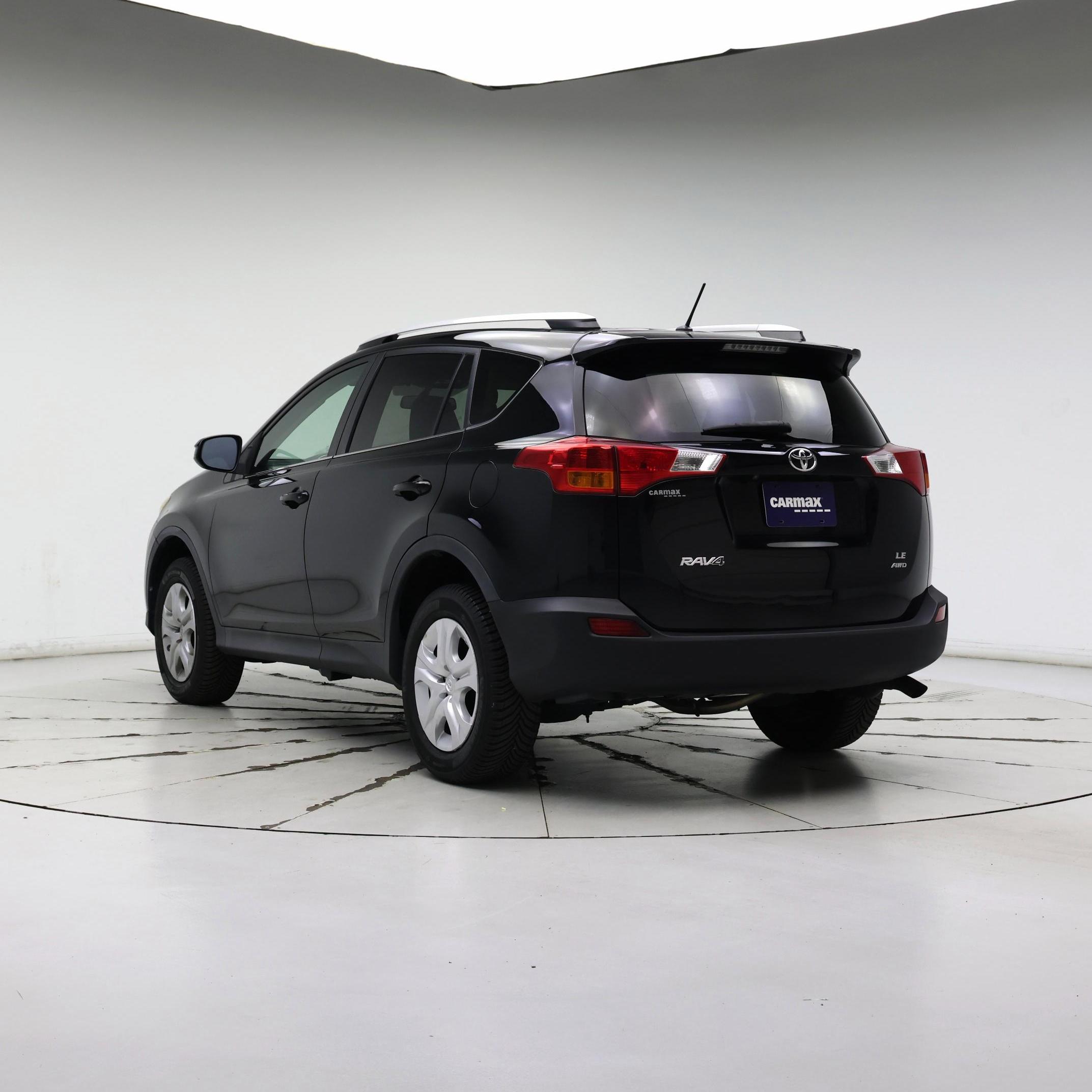 Thumbnail: 2015 Toyota RAV4 - 2