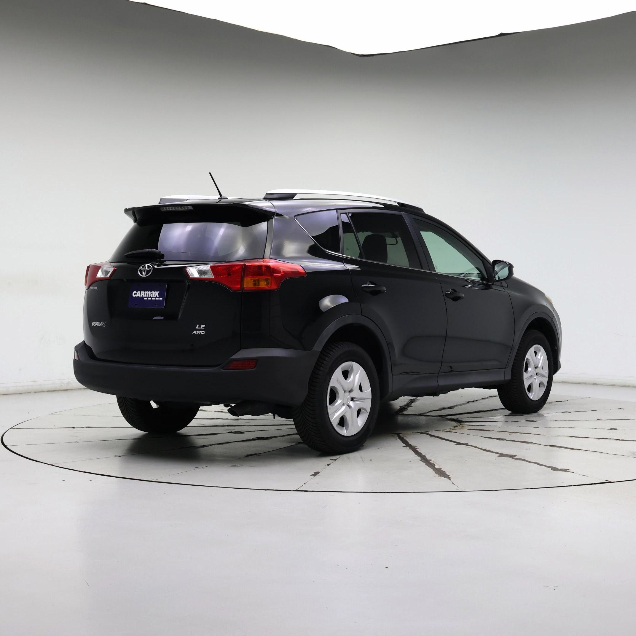 Thumbnail: 2015 Toyota RAV4 - 8