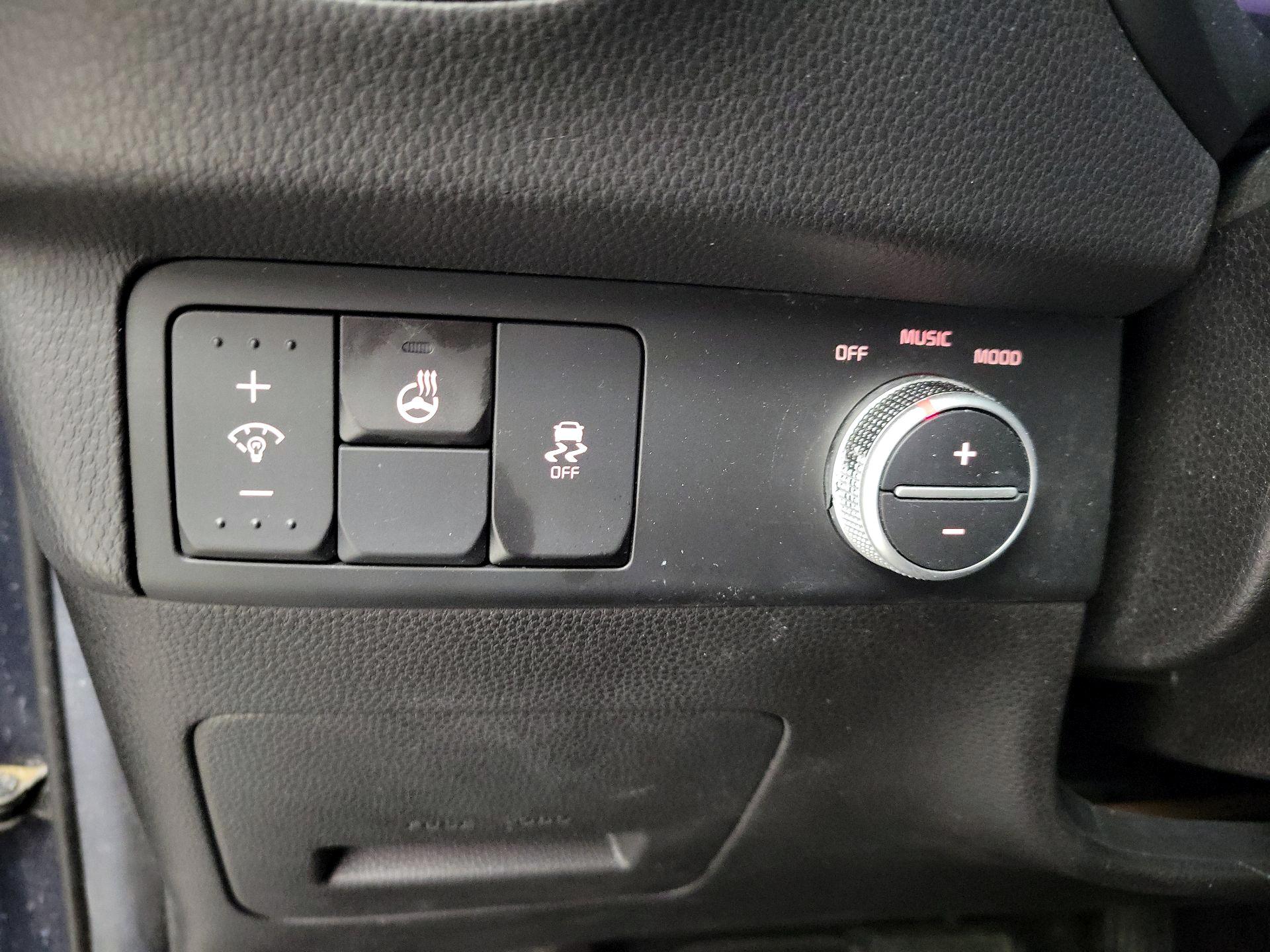 Thumbnail: 2014 Kia Soul - 13