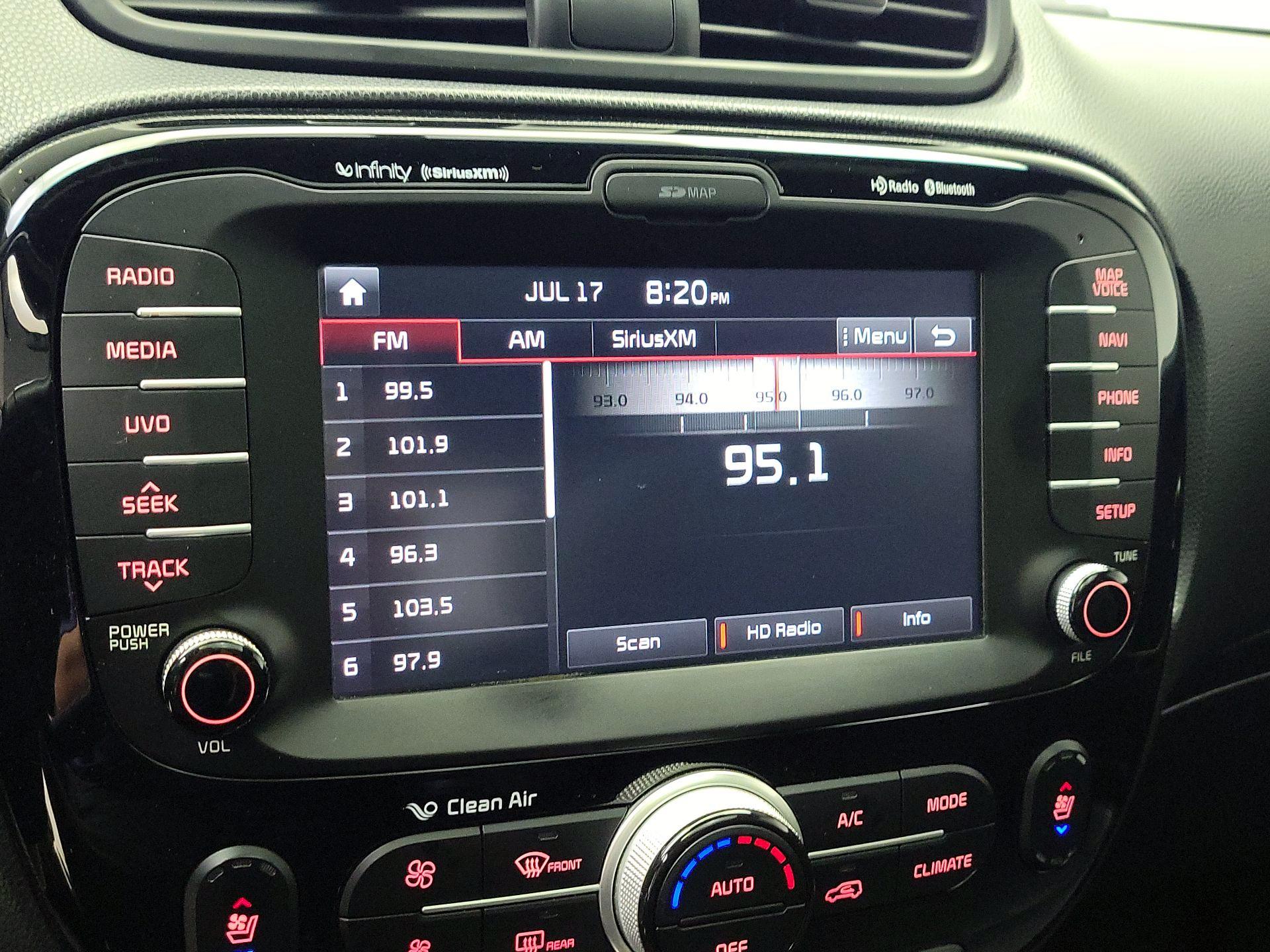 Thumbnail: 2014 Kia Soul - 16