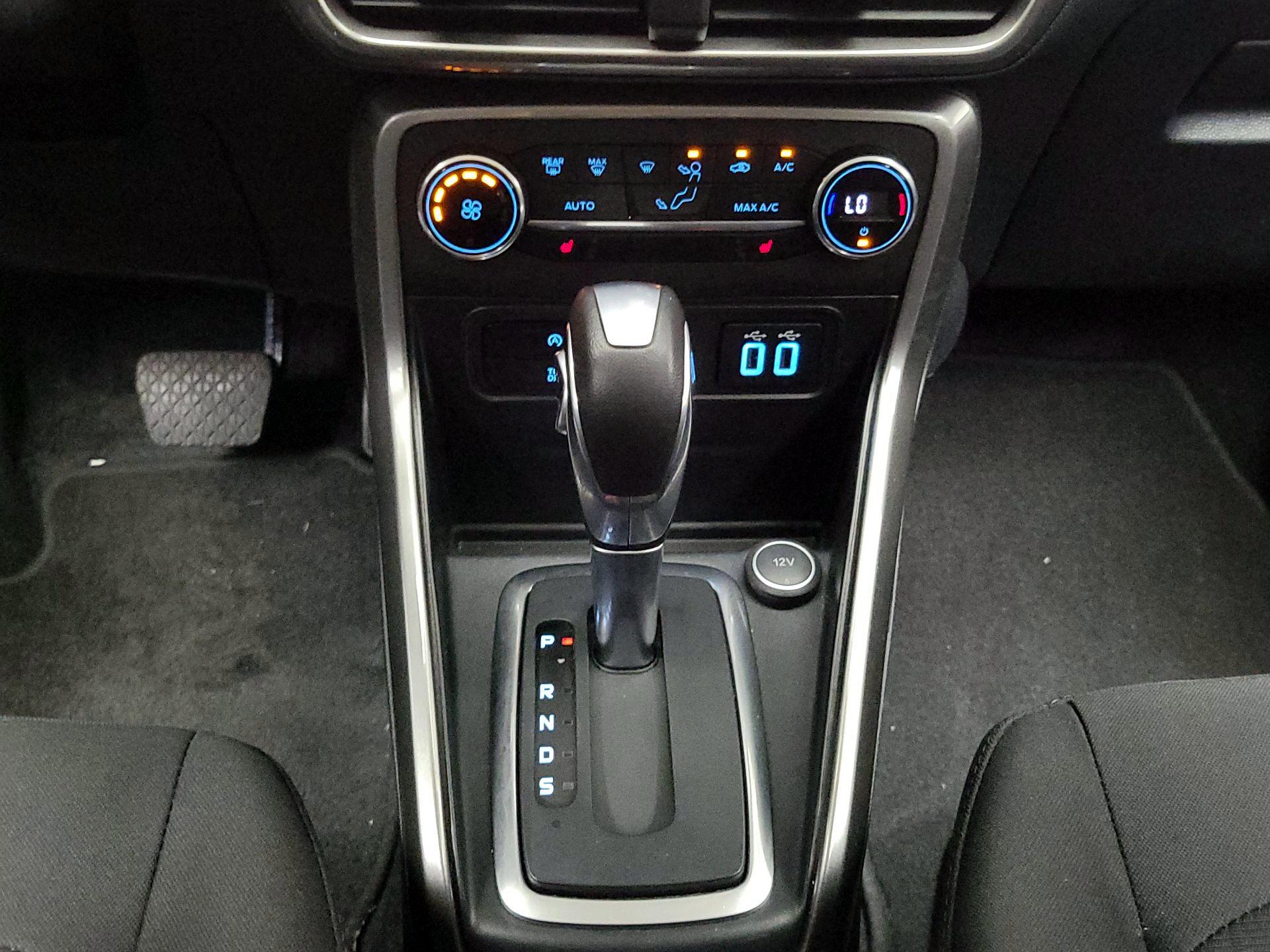 Thumbnail: 2021 Ford EcoSport - 17