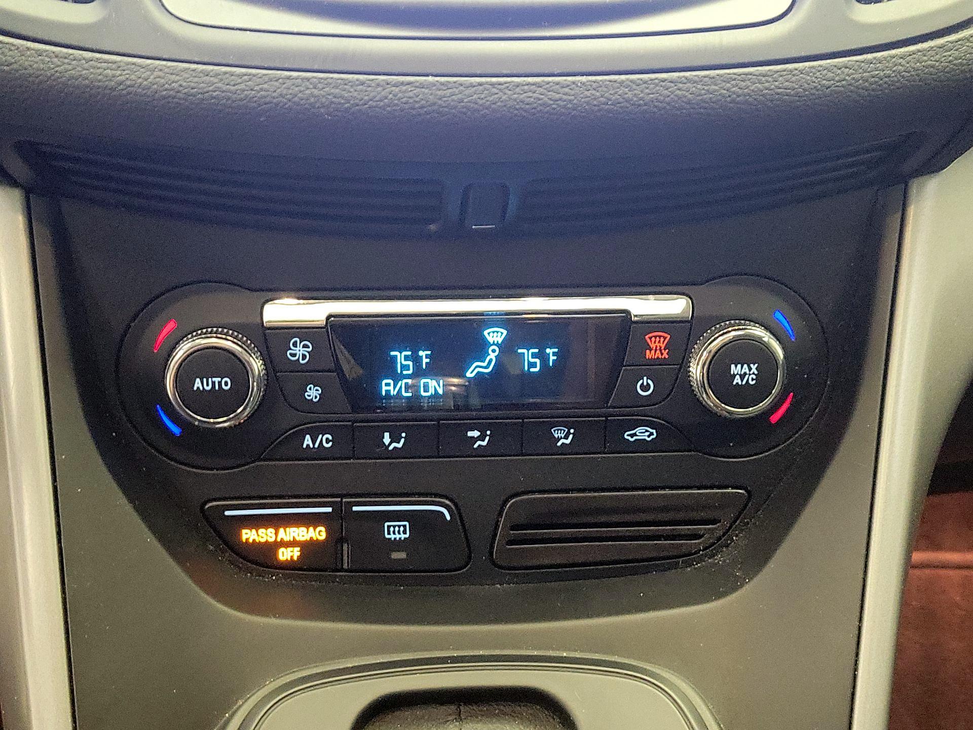 Thumbnail: 2016 Ford Escape - 16