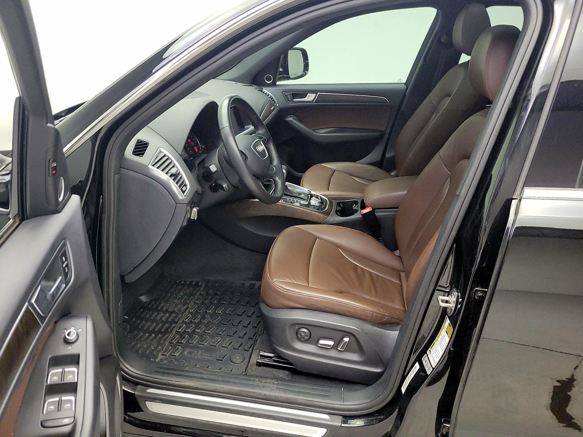 Thumbnail: 2016 Audi Q5 - 11
