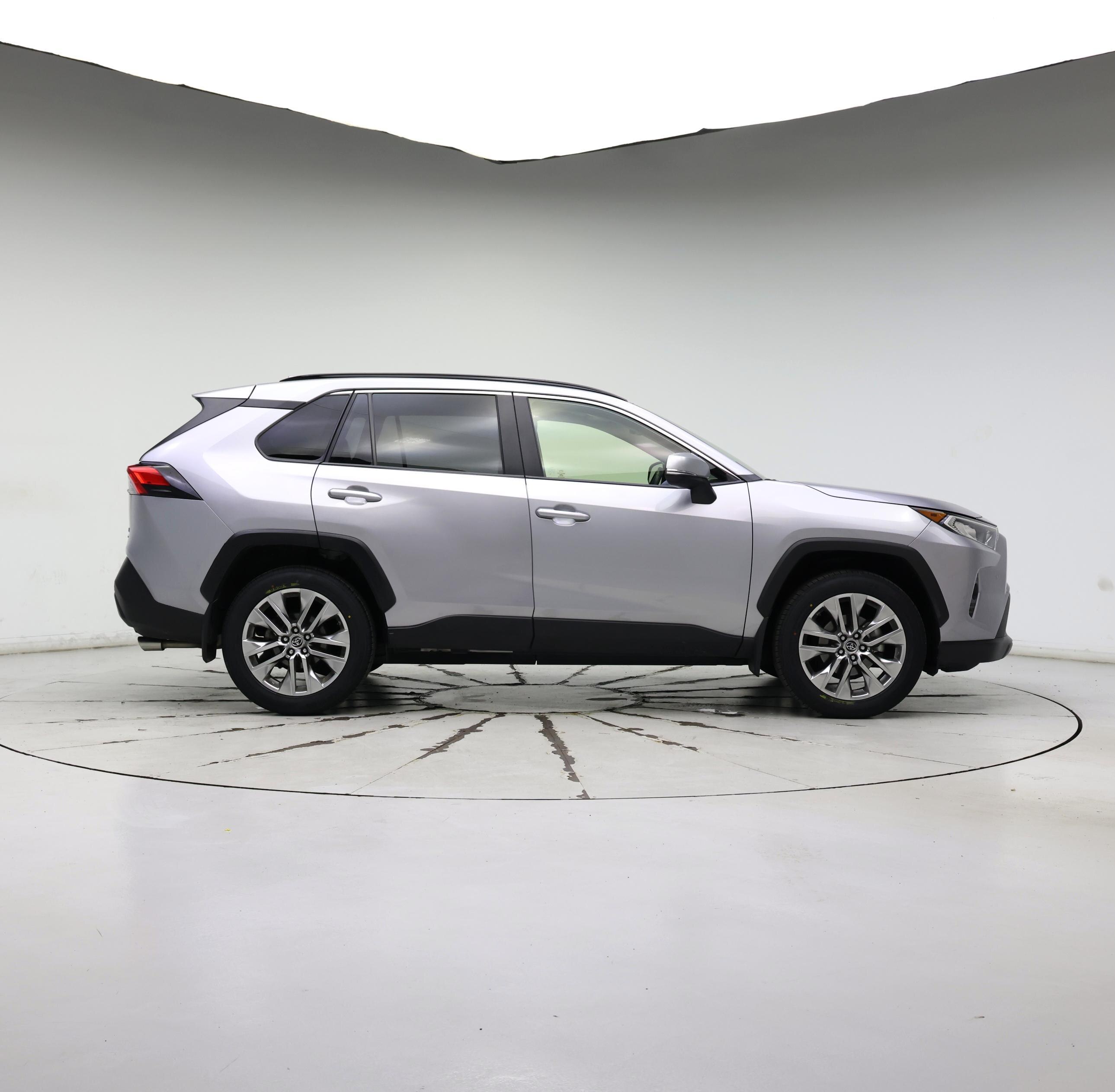 Thumbnail: 2019 Toyota RAV4 - 7