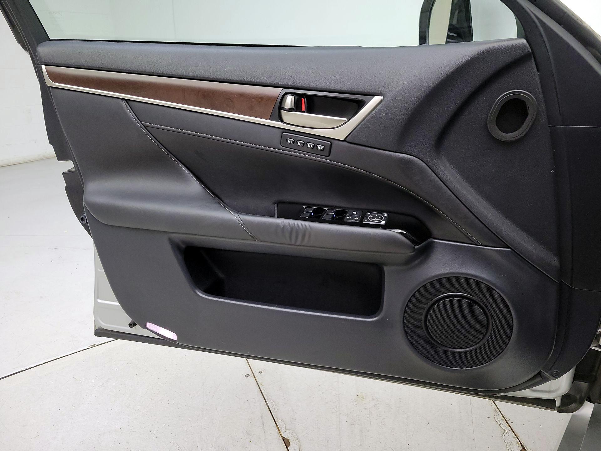 Thumbnail: 2014 Lexus GS - 12