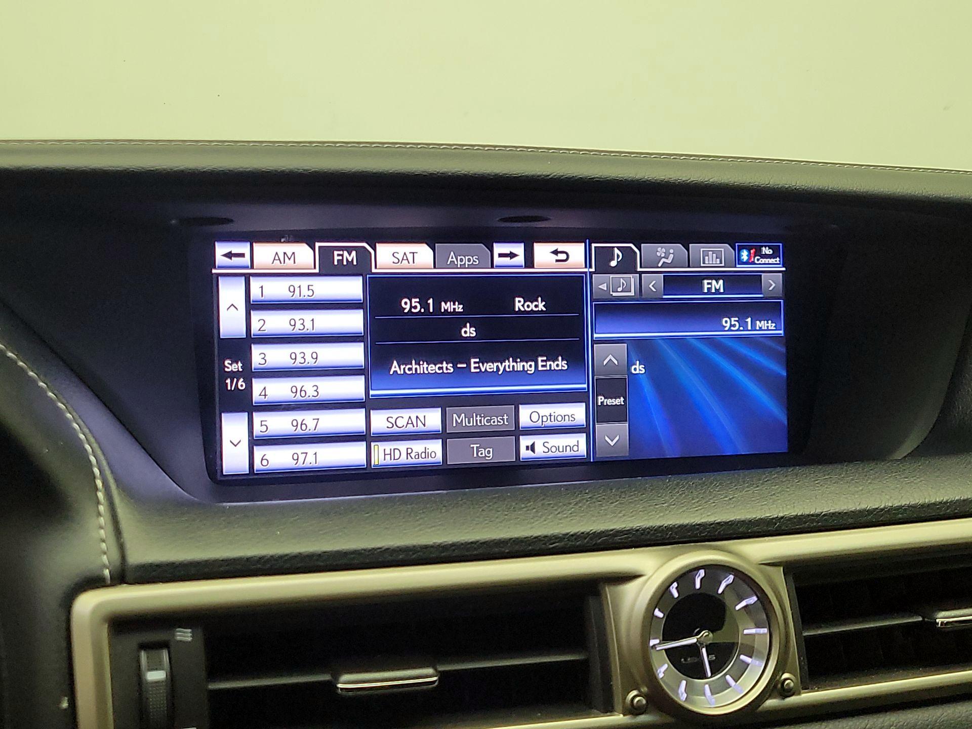 Thumbnail: 2014 Lexus GS - 16