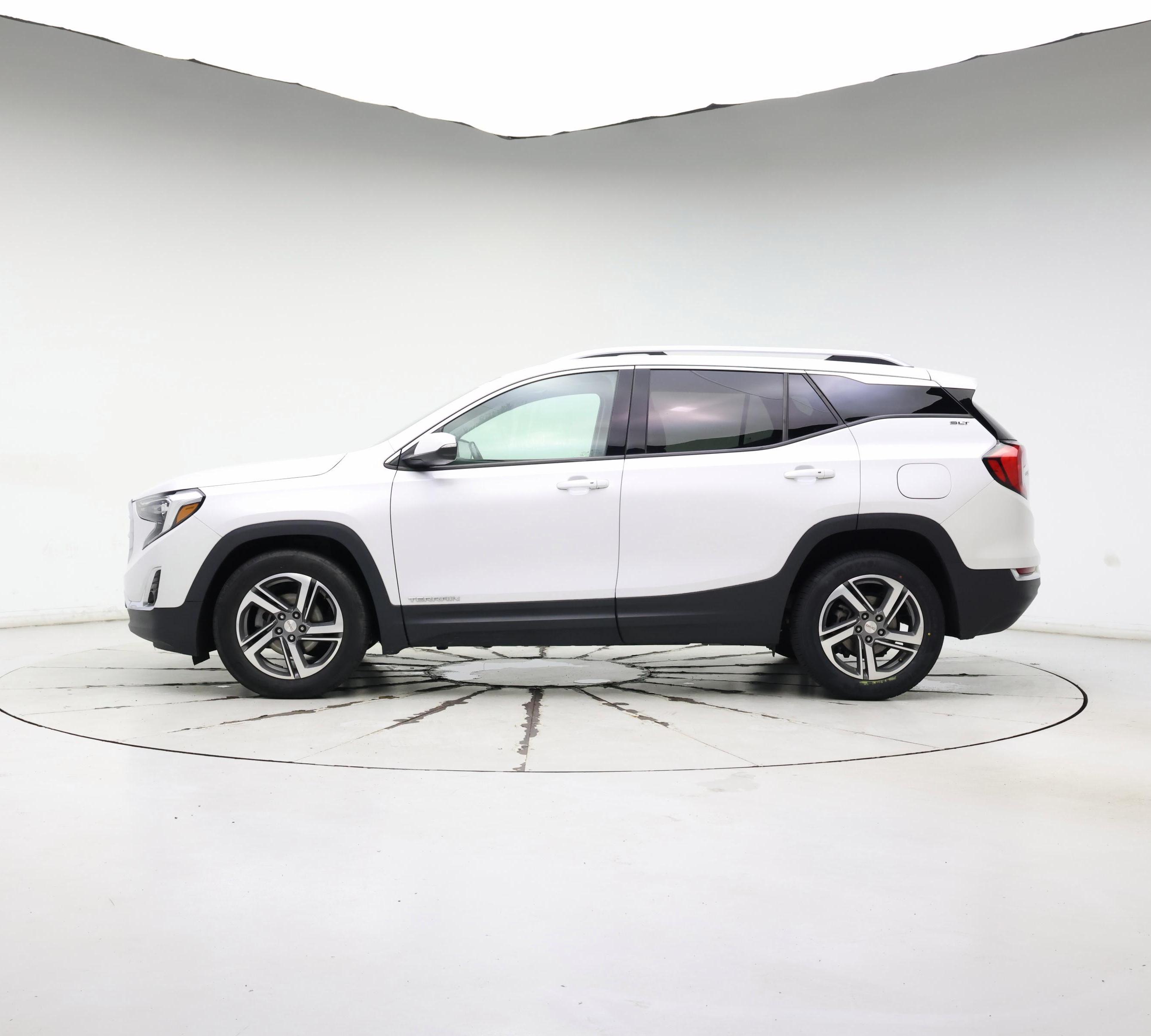 Thumbnail: 2020 GMC Terrain - 3