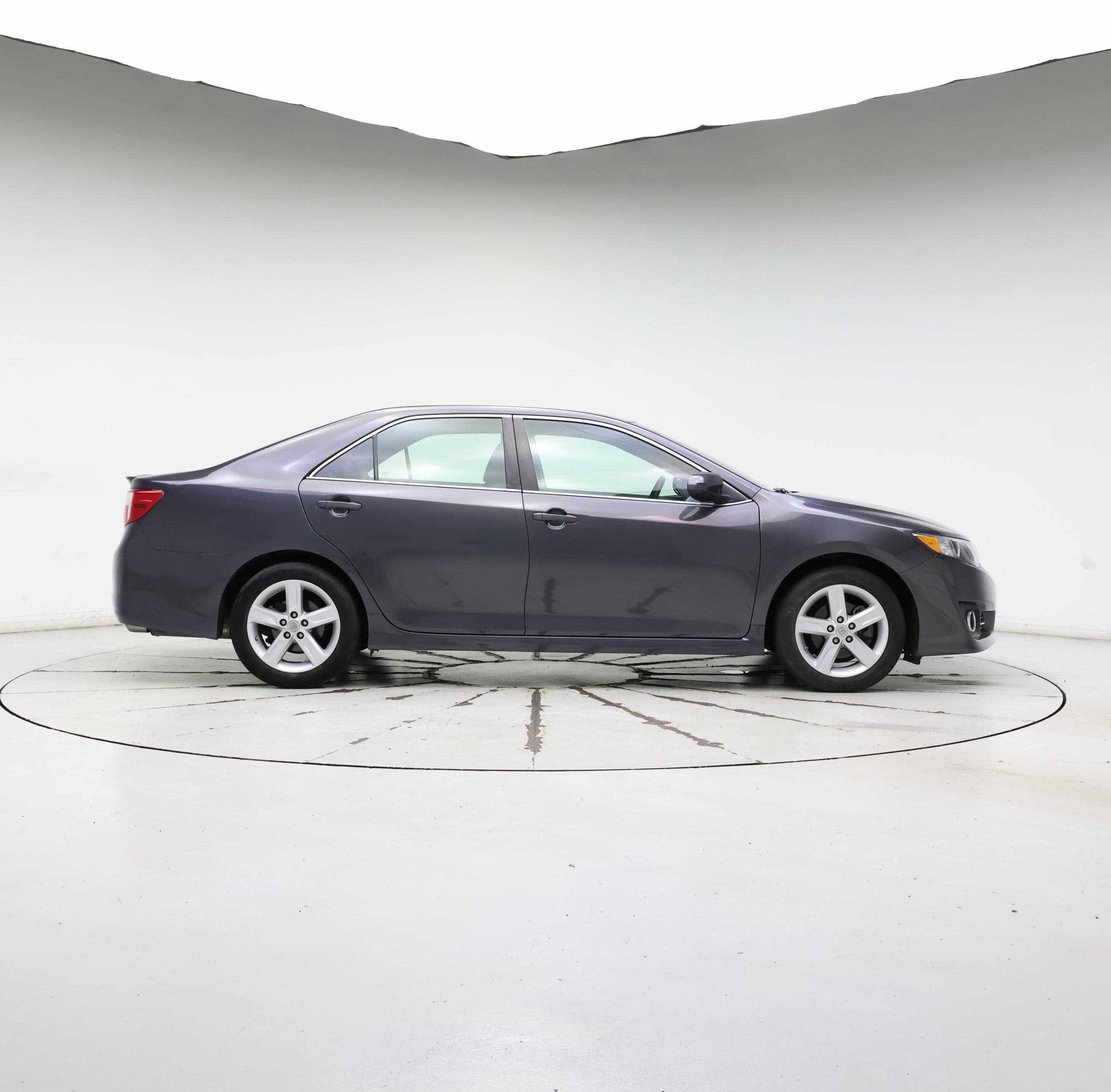 Thumbnail: 2014 Toyota Camry - 7