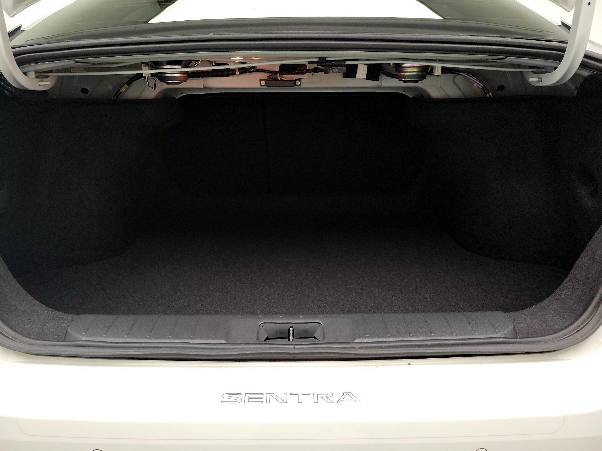 Thumbnail: 2024 Nissan Sentra - 20