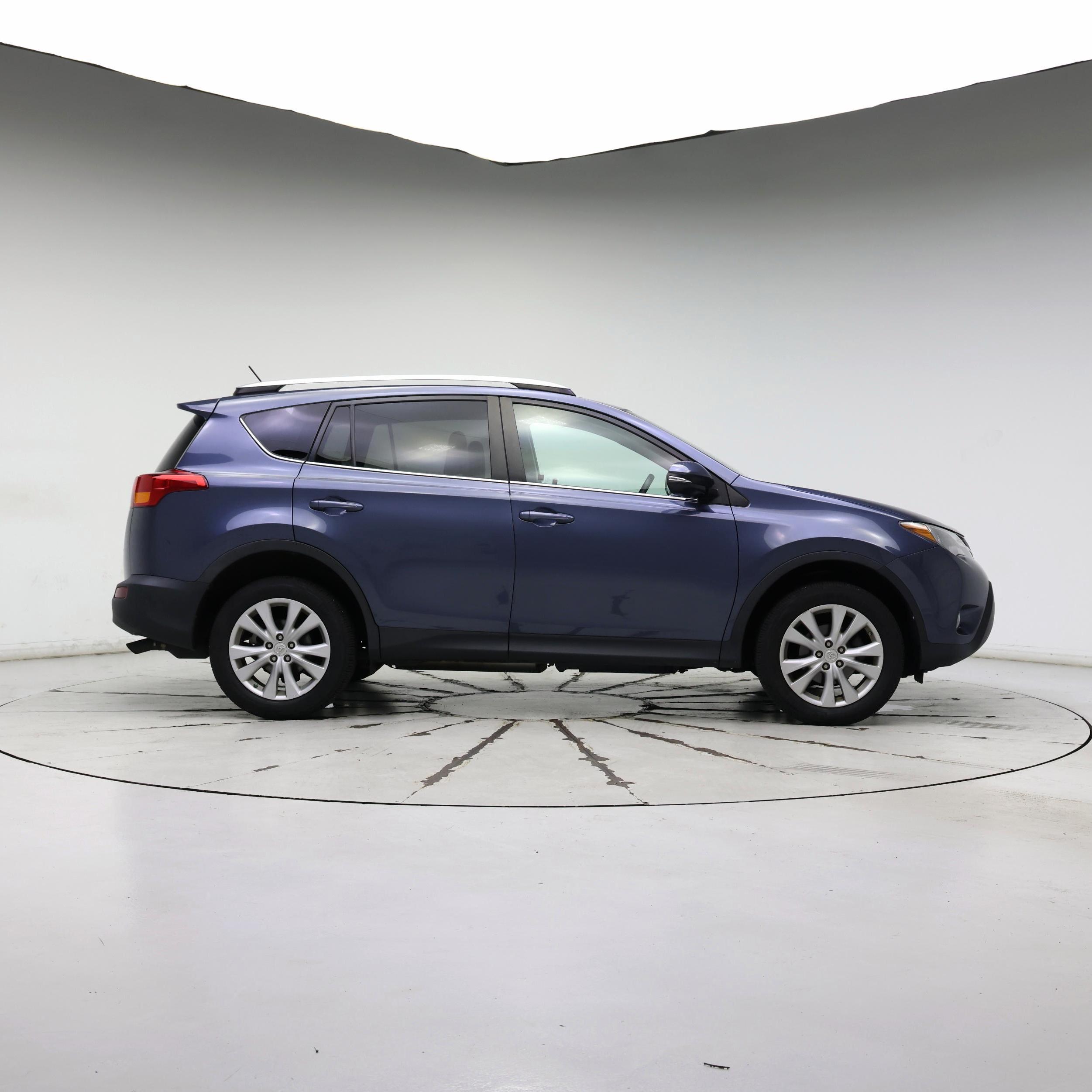Thumbnail: 2013 Toyota RAV4 - 7