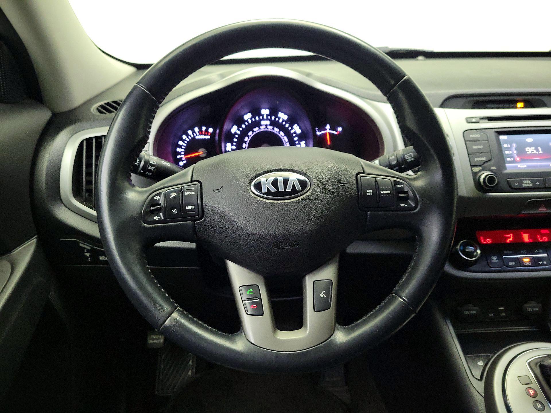 Thumbnail: 2016 Kia Sportage - 10