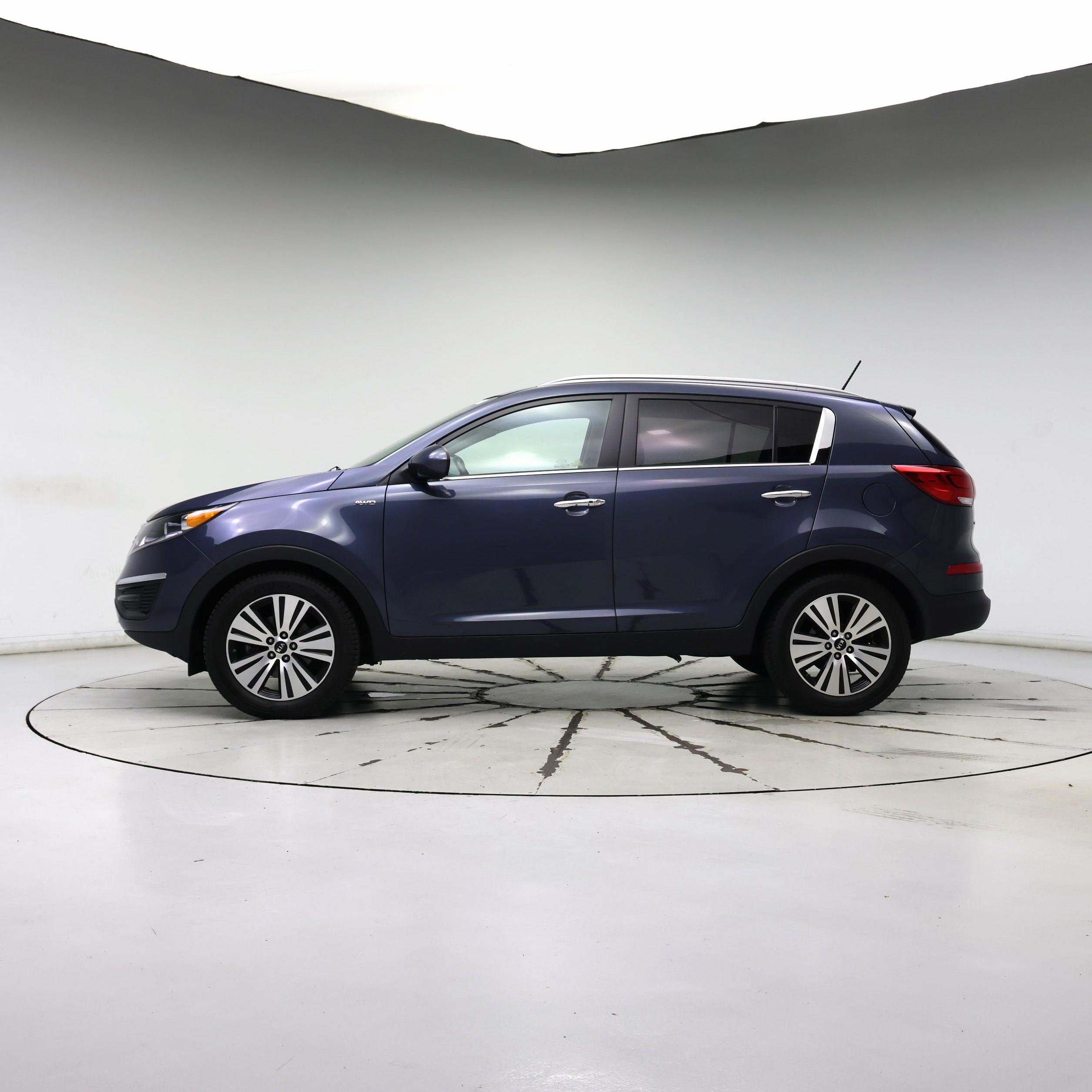 Thumbnail: 2016 Kia Sportage - 3