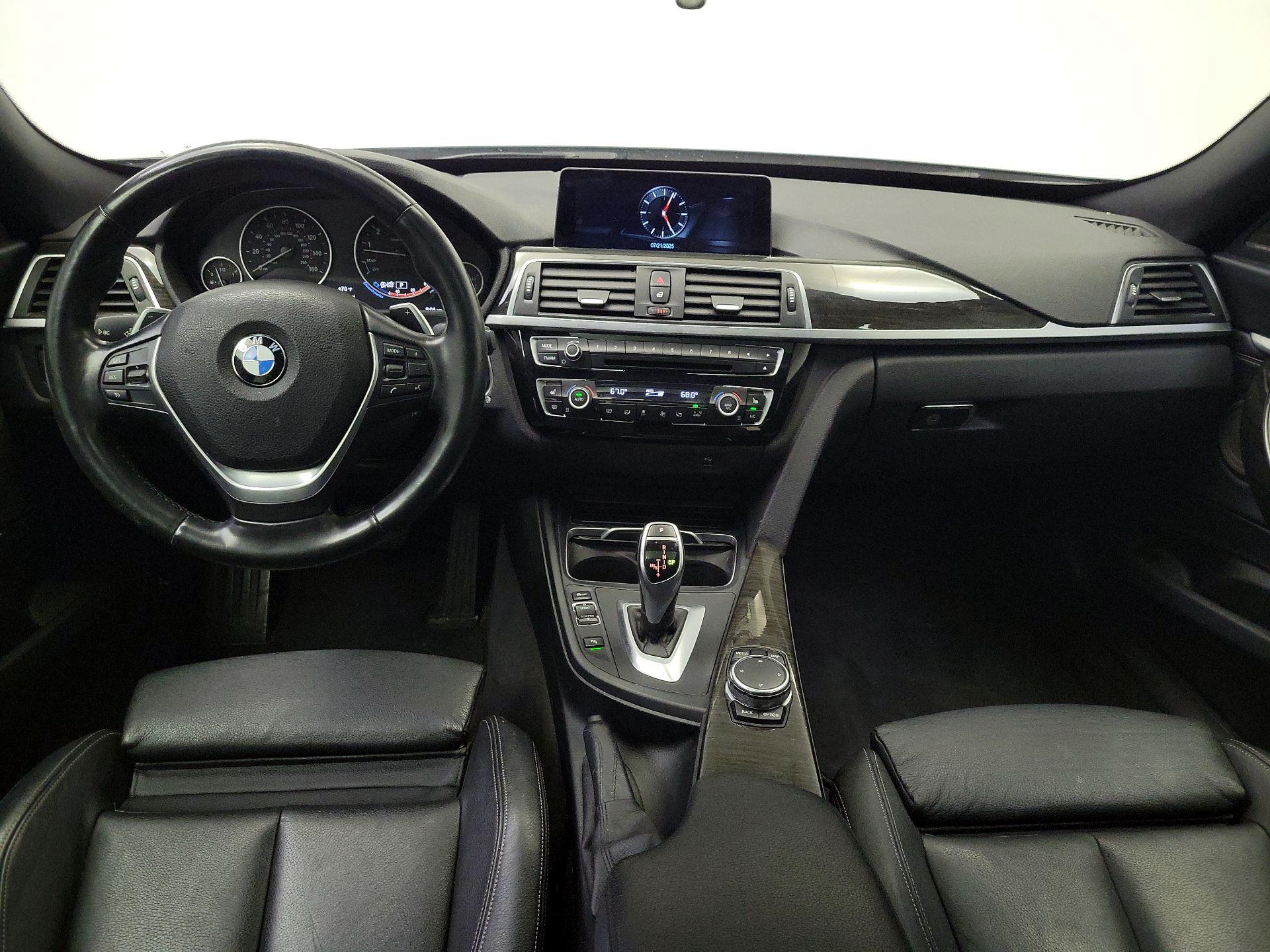 Thumbnail: 2017 BMW 3 Series - 9