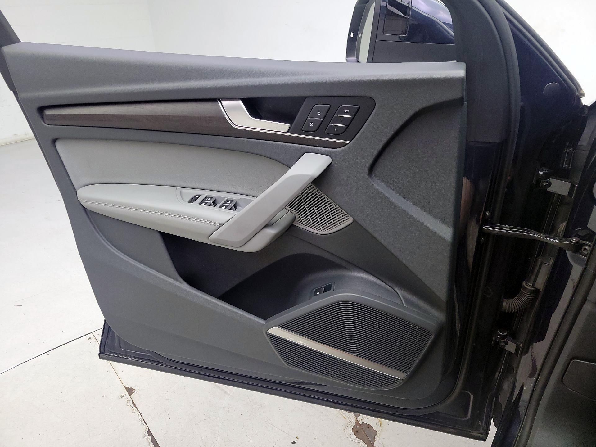 Thumbnail: 2019 Audi Q5 - 12