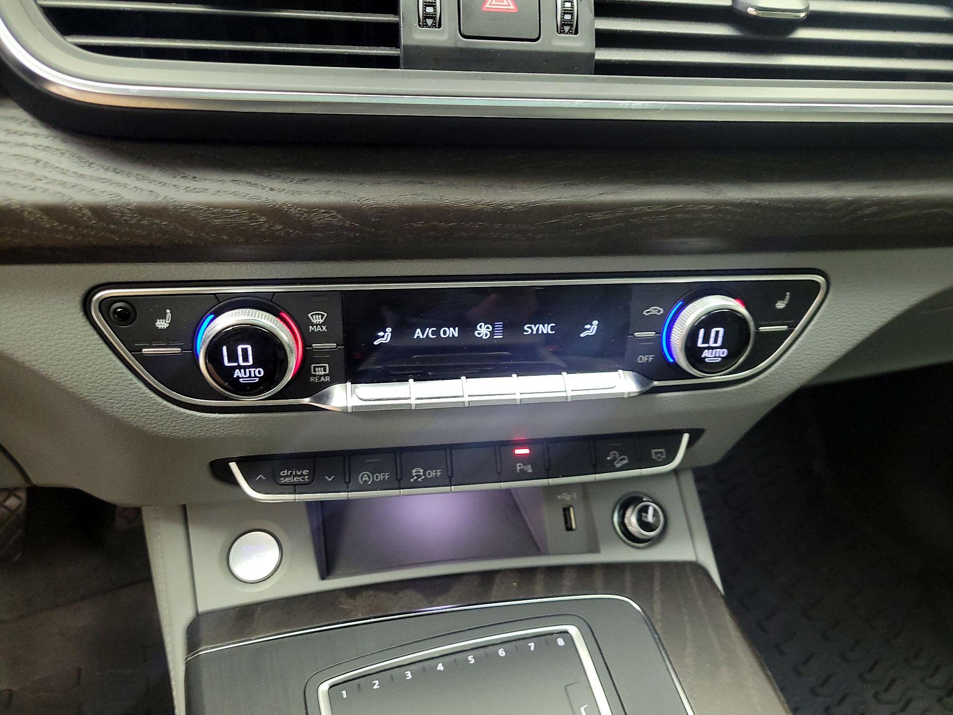 Thumbnail: 2019 Audi Q5 - 16