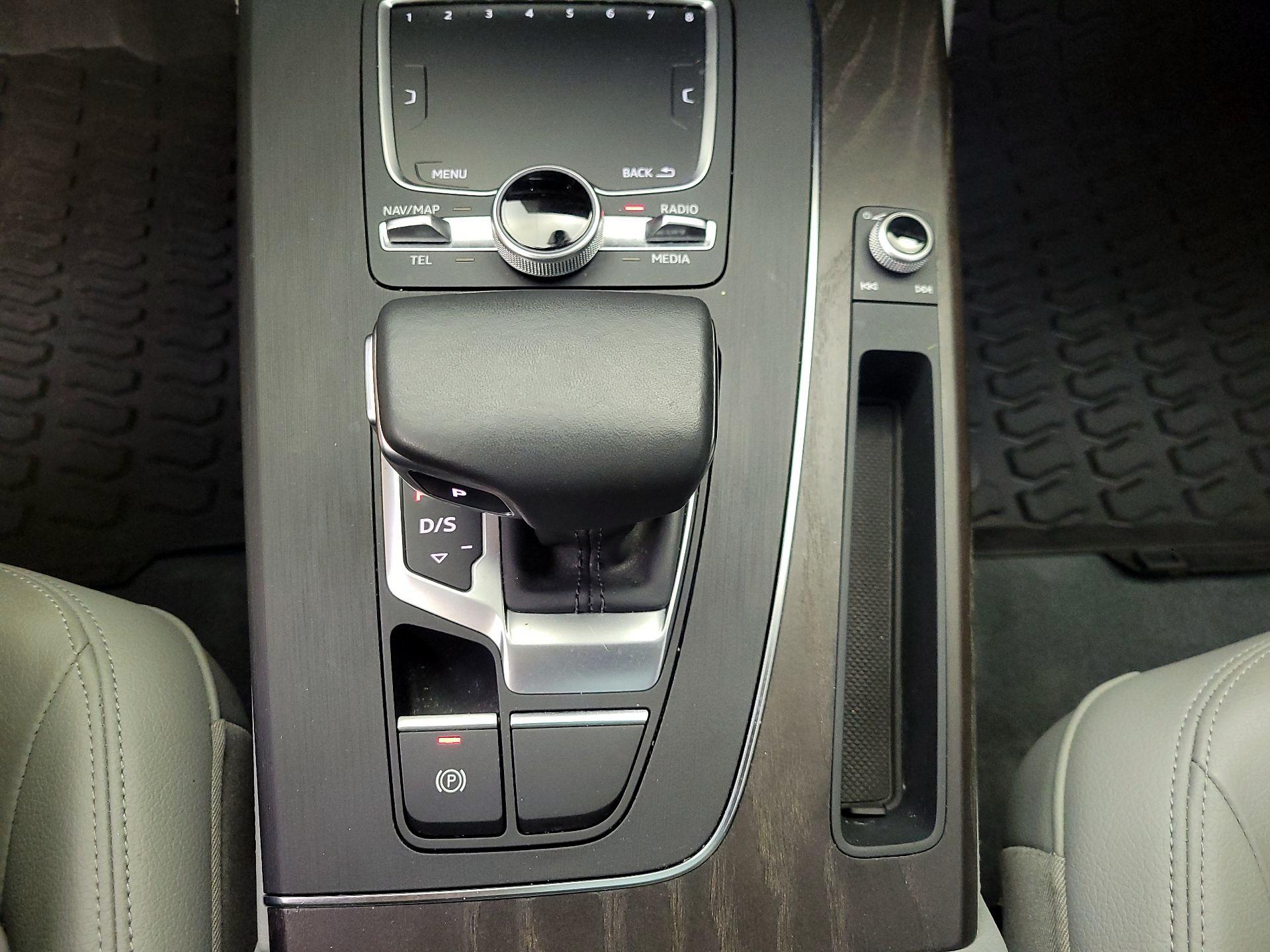 Thumbnail: 2019 Audi Q5 - 17