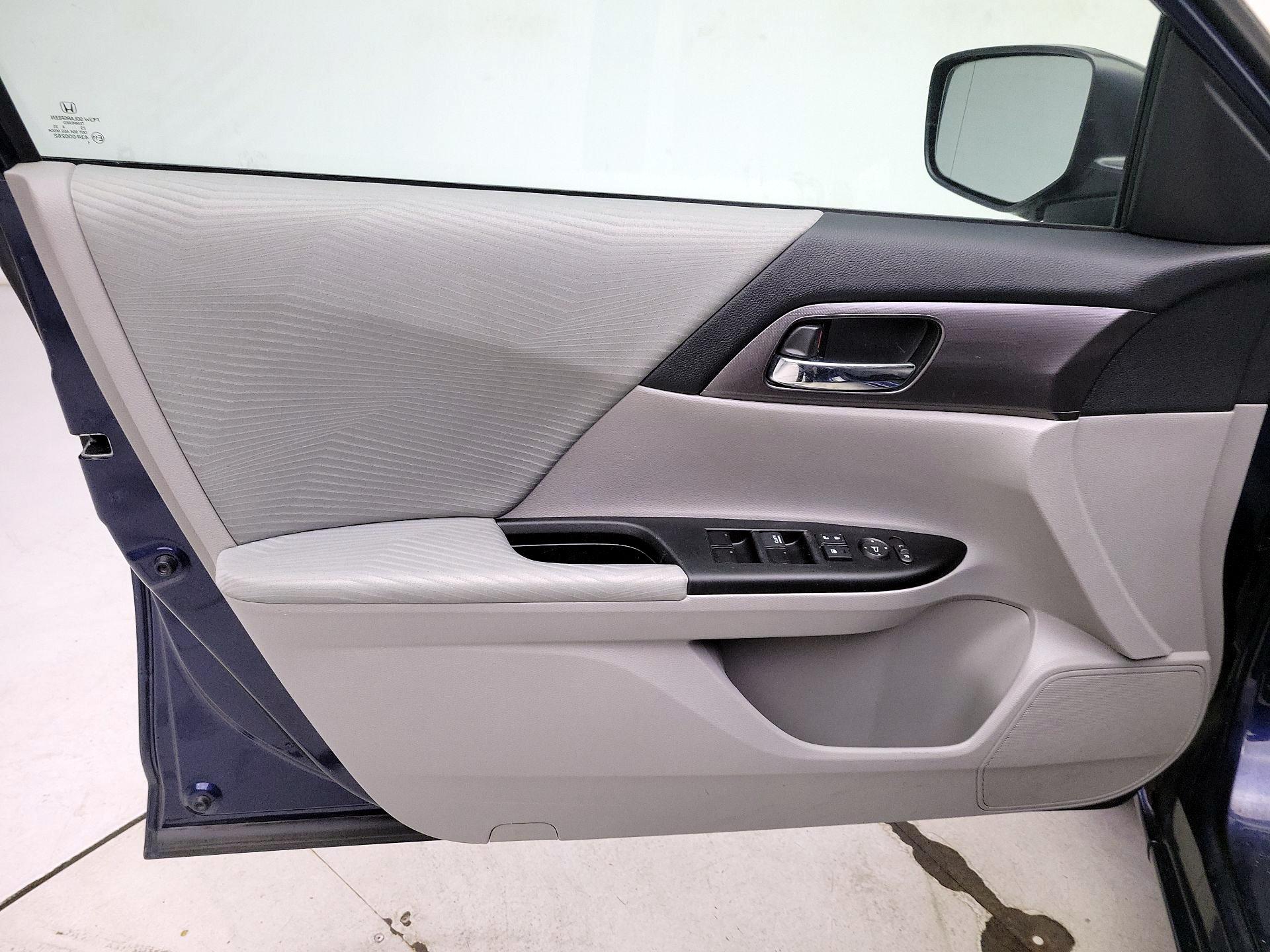 Thumbnail: 2014 Honda Accord - 12