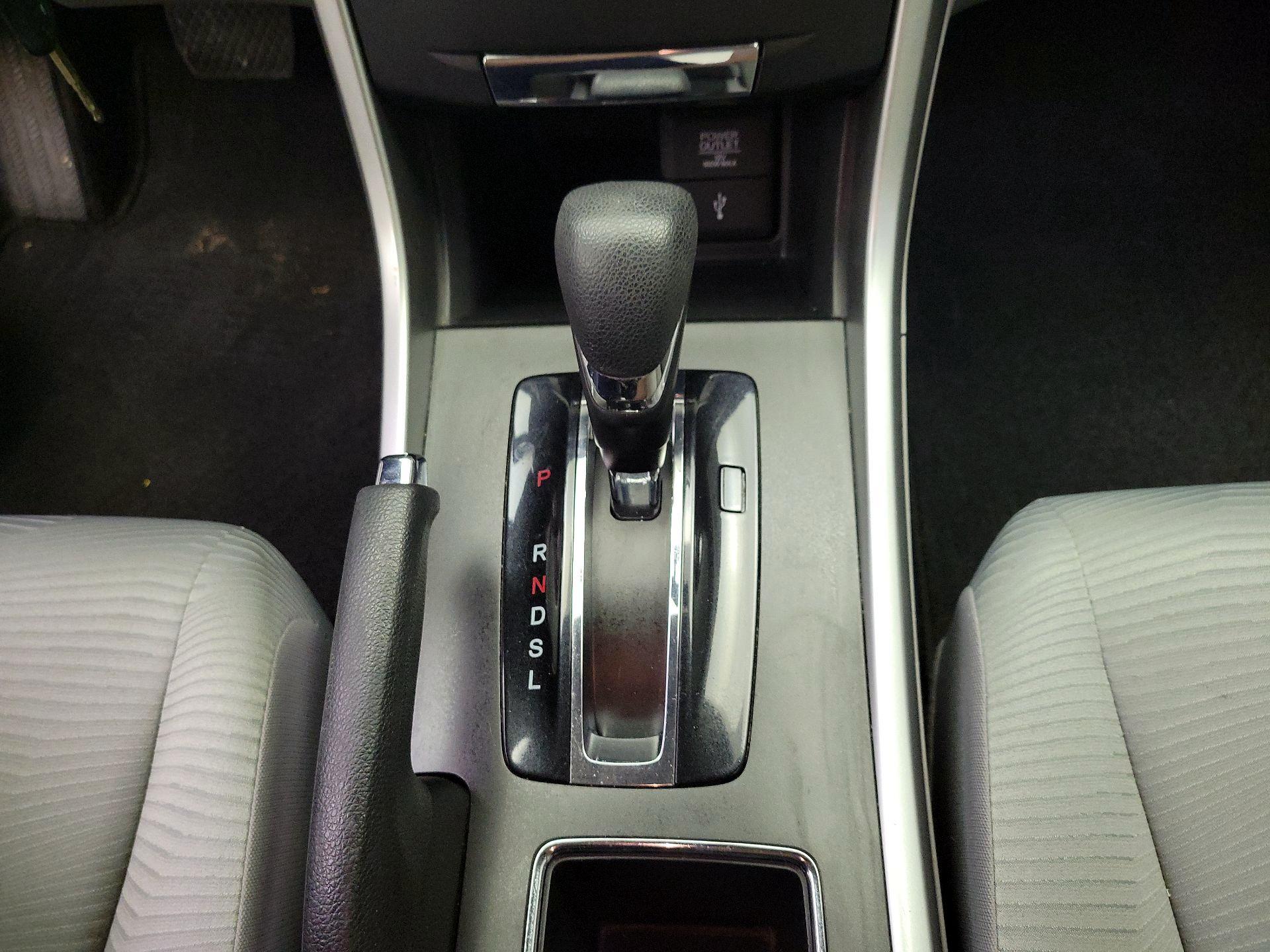 Thumbnail: 2014 Honda Accord - 17