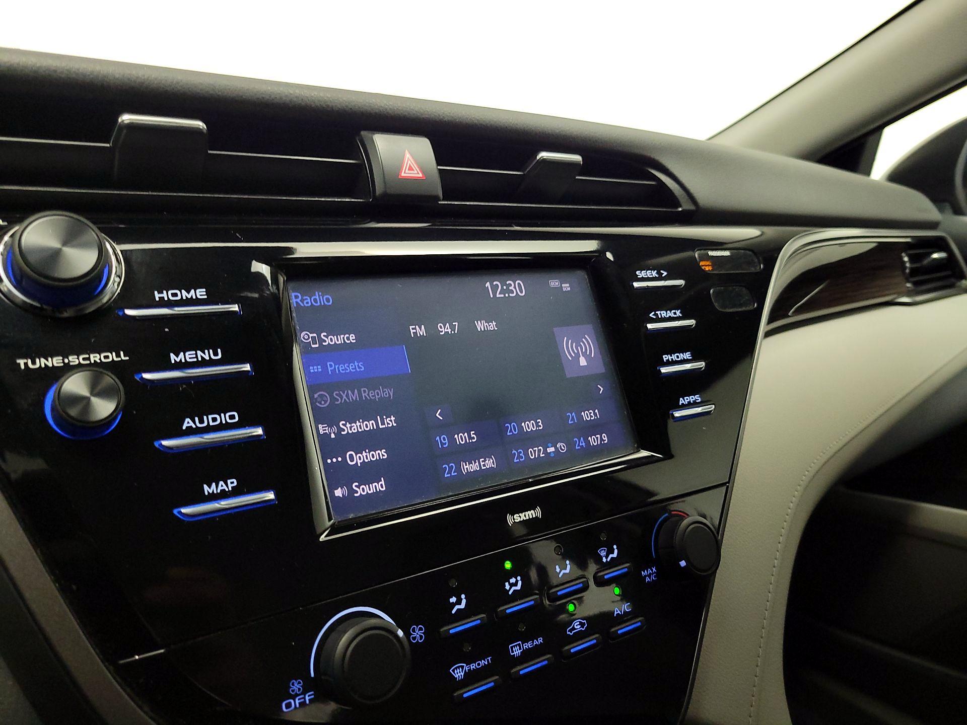 Thumbnail: 2020 Toyota Camry - 15