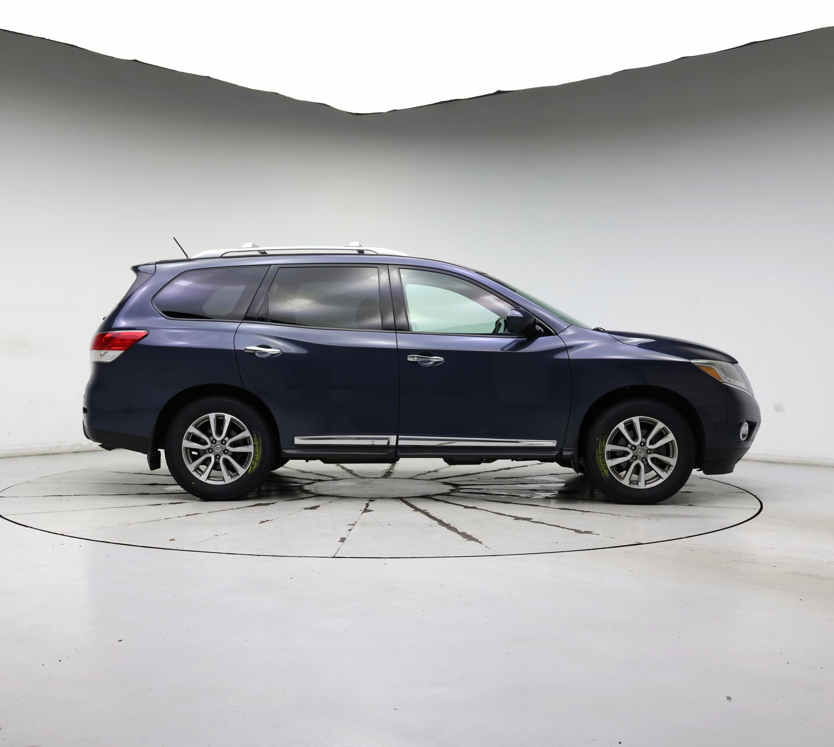 Thumbnail: 2016 Nissan Pathfinder - 7