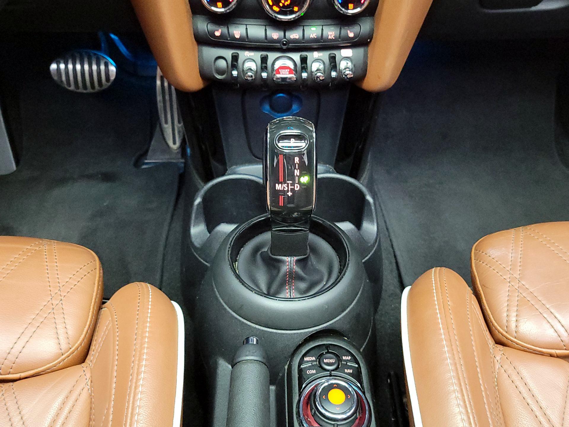 Thumbnail: 2020 MINI Cooper Hardtop - 18