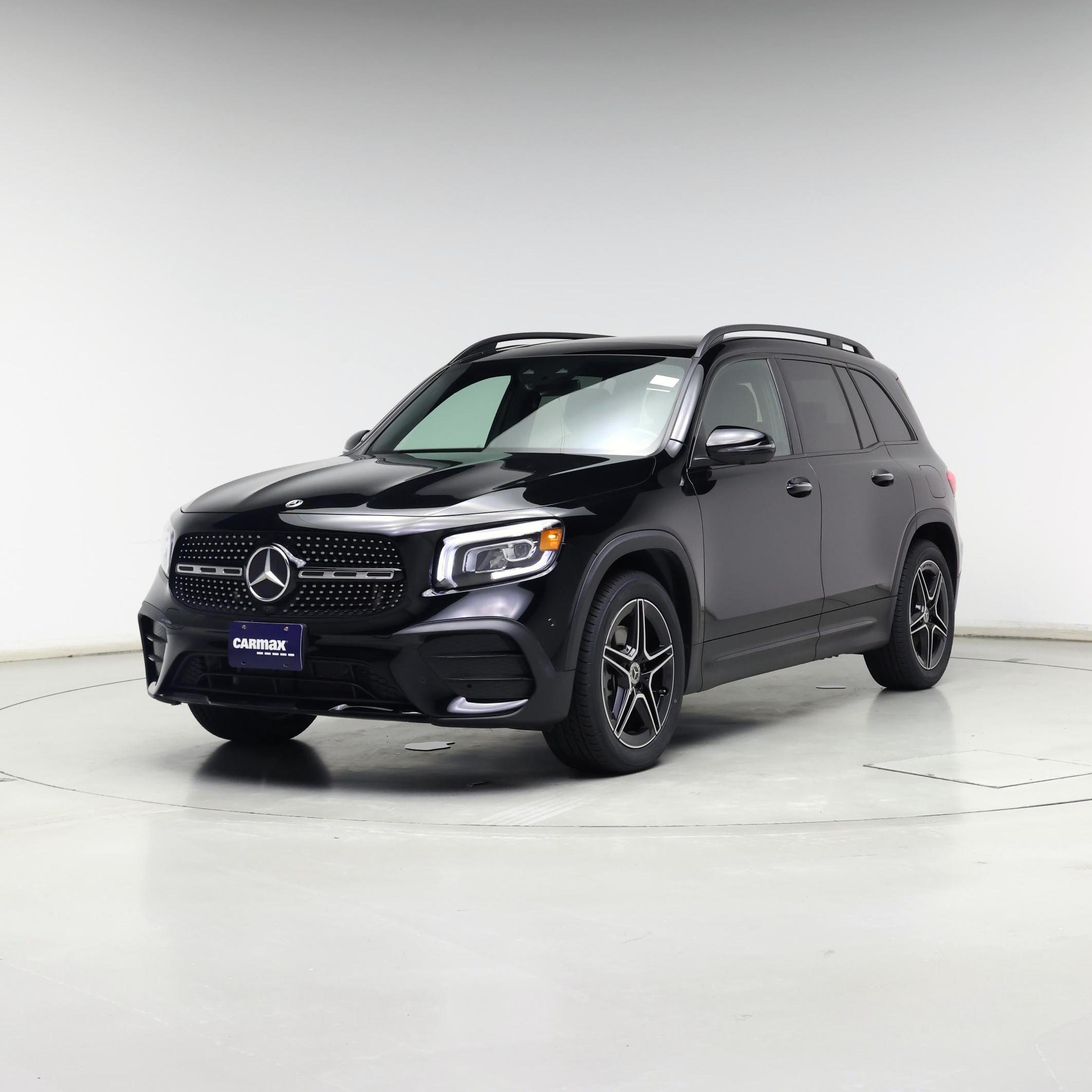 Thumbnail: 2023 Mercedes-Benz GLB - 4