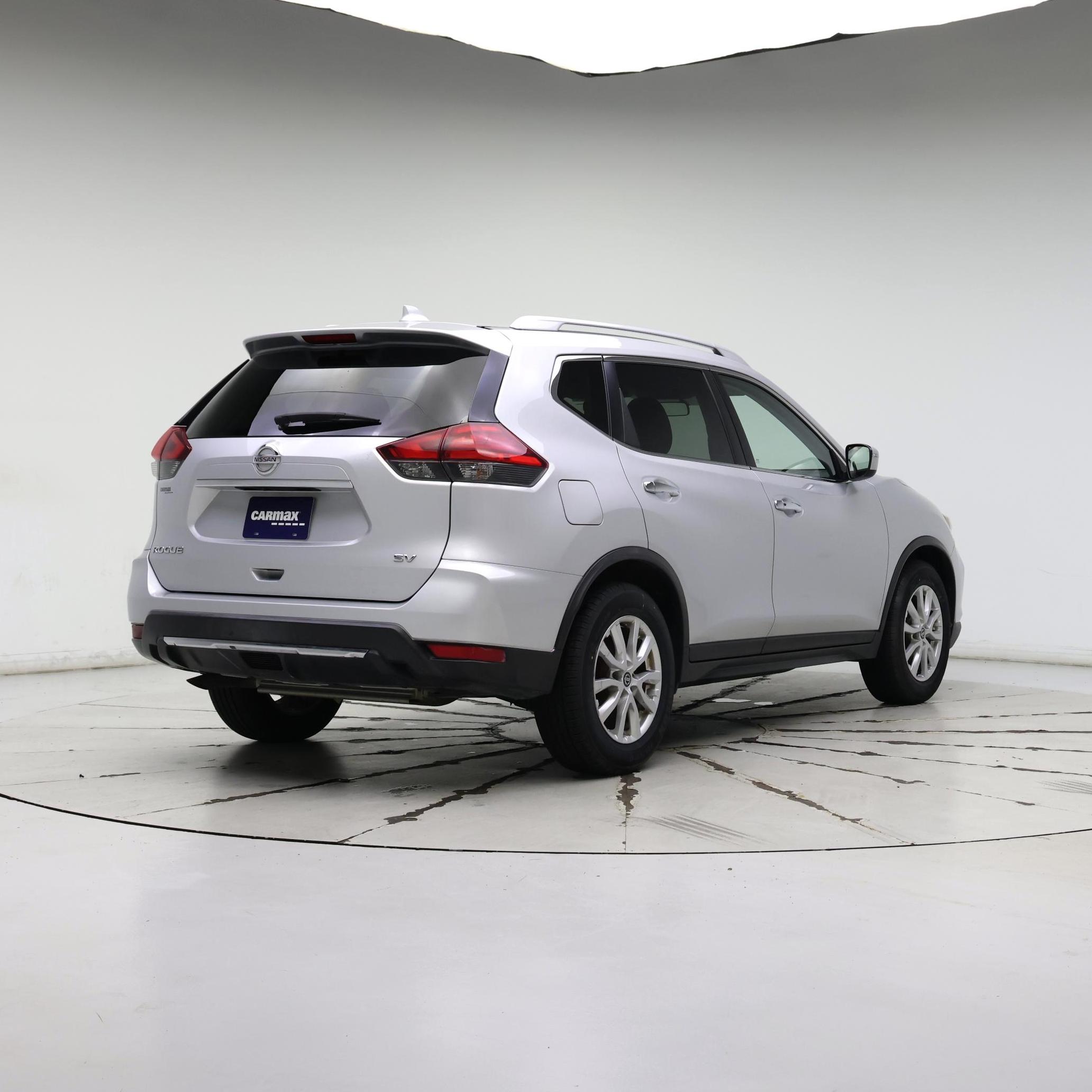 Thumbnail: 2017 Nissan Rogue - 8