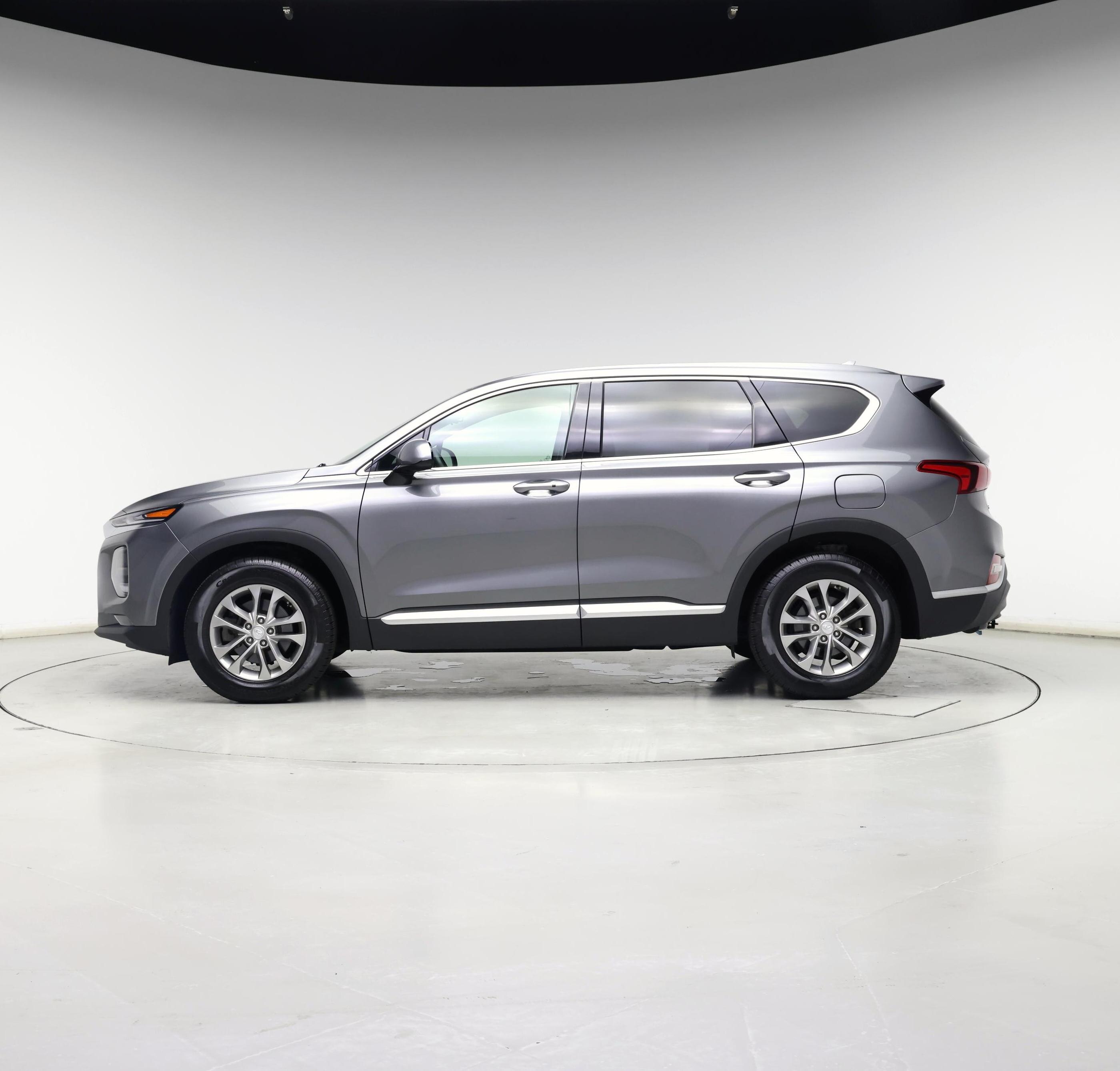 Thumbnail: 2019 Hyundai Santa Fe - 3