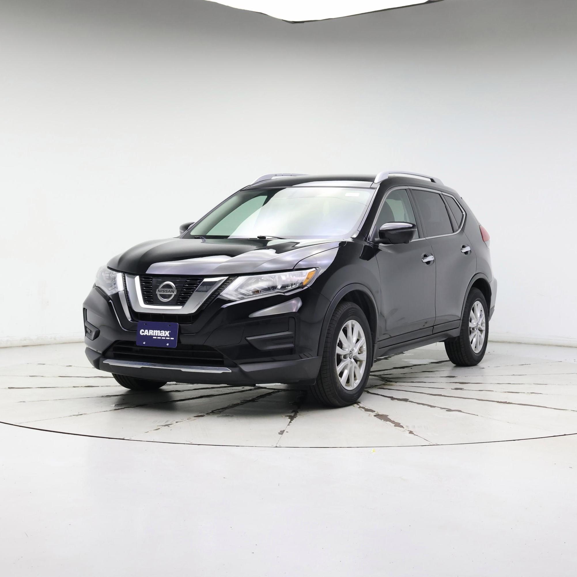 Thumbnail: 2017 Nissan Rogue - 4